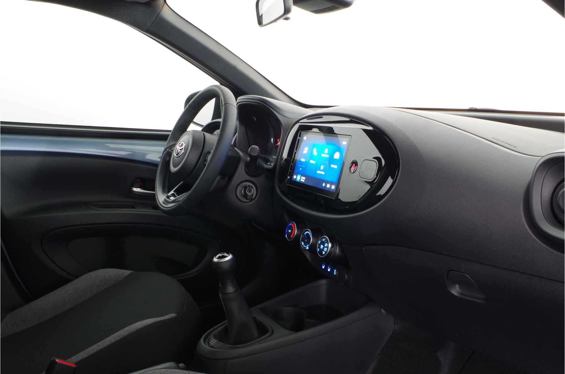 Toyota Aygo X 1.0 VVT-i MT play Nieuw/Camera/Celestite Grey/Apple Carplay/Android Auto... - 4/22