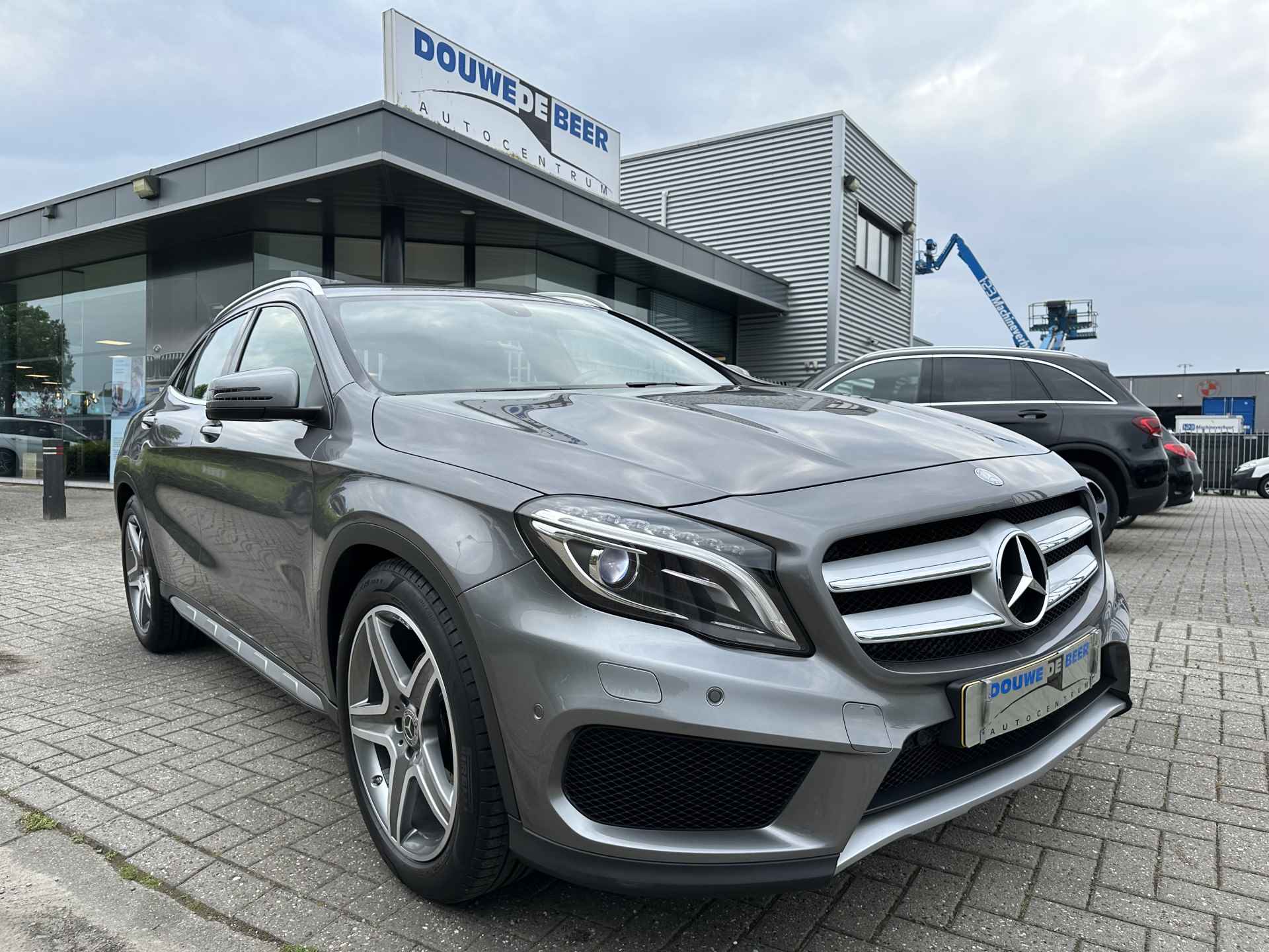 Mercedes-Benz GLA 180 AMG Aut xenon|navi|camera|trekhaak - 1/26