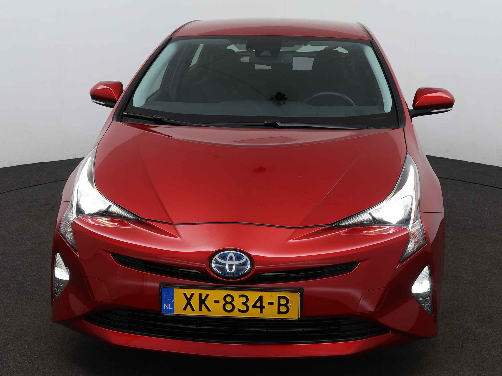 Toyota Prius 1.8 Hybrid Dynamic | Trekhaak | Navigatie | Head-up Display | Parkeersensoren | - 25/40