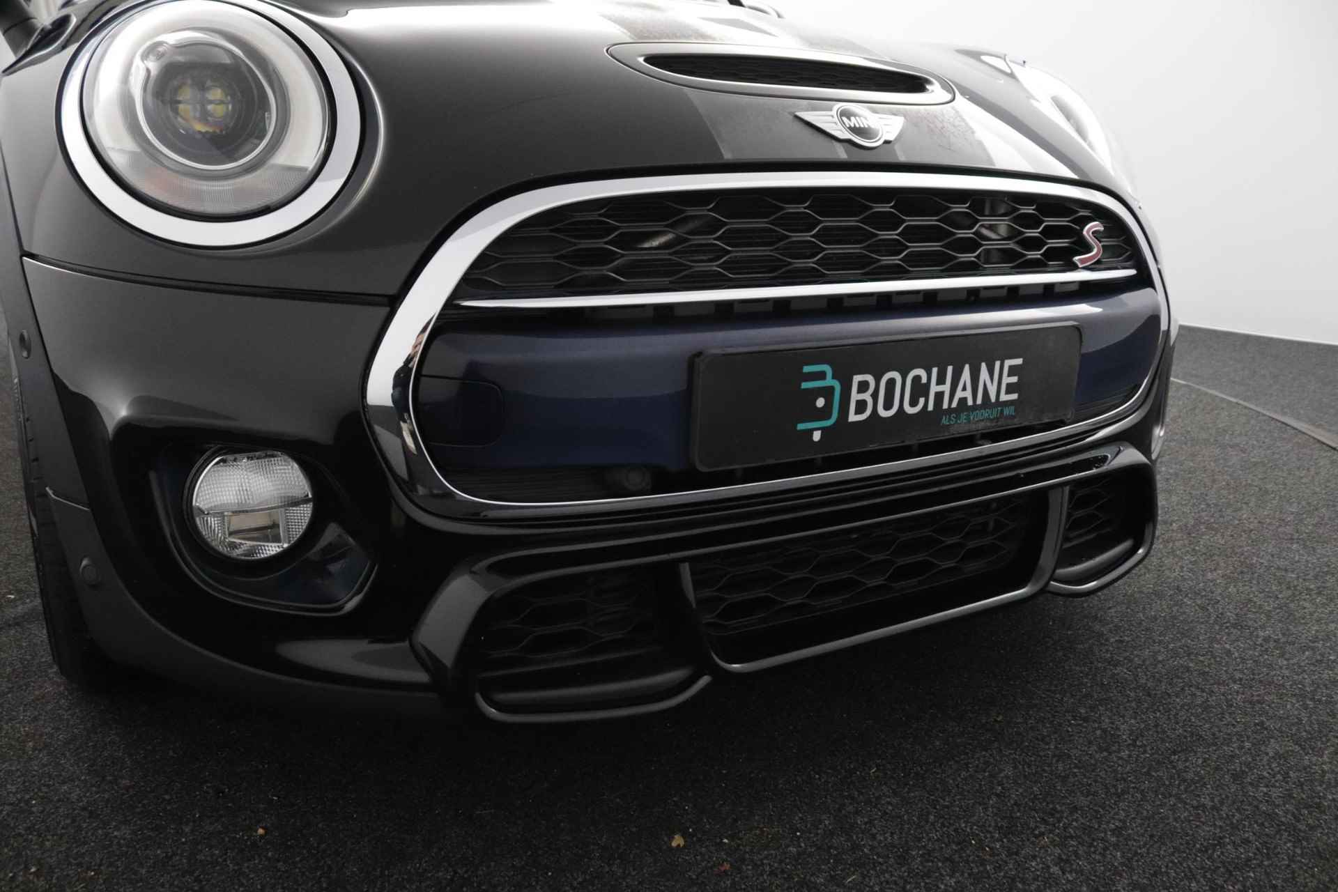 Mini Cooper S 2.0  Kings Cross JCW | Leder | Head-Up Display | Harman Kardon Audio | Stoelverwarming | - 30/57