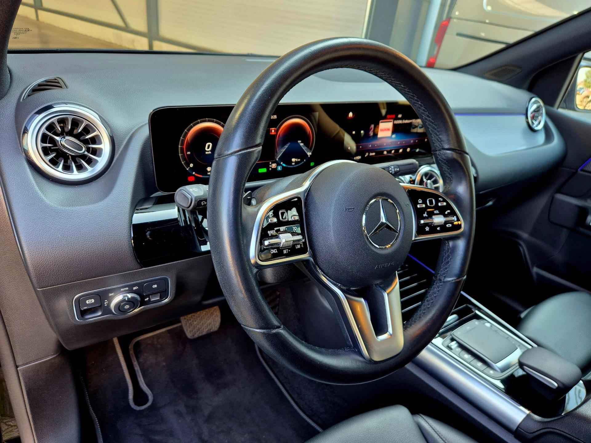 Mercedes-Benz B-klasse 250 e + Dealer onderhouden|LED|Keyless|Camera|Navi|Android|Apple|Digital cockpit|12 maanden garantie - 15/45