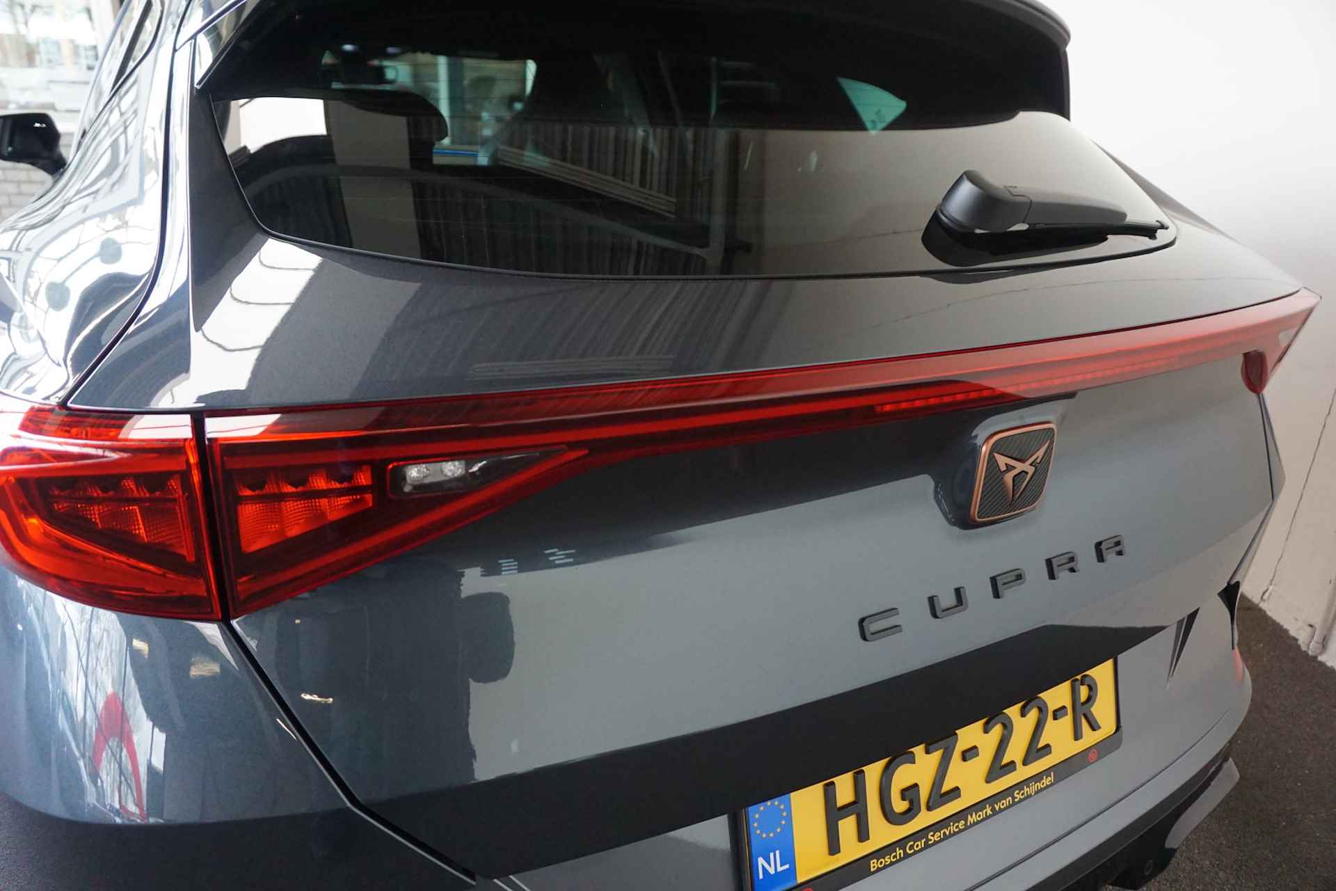 CUPRA Formentor 1.4 e-Hybrid VZ 245pk DSG-6 Performance - 17/51