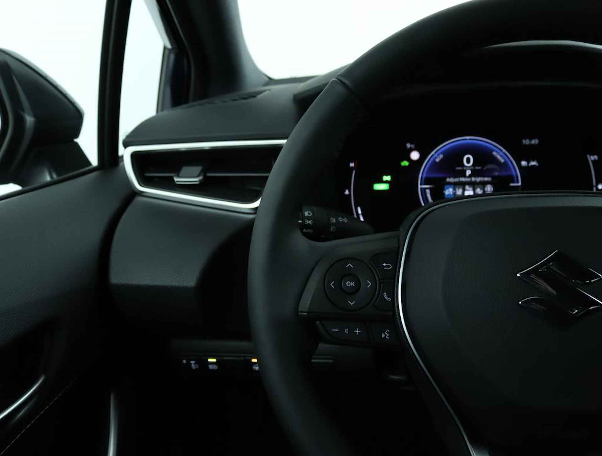 Suzuki Swace 1.8 Hybrid Style | Automaat | LED verlichting | Stuurverwarming | Parkeersensoren V+A | Smart Entry | Draadloze telefoonoplader | Suzuki Safety System | - 19/54