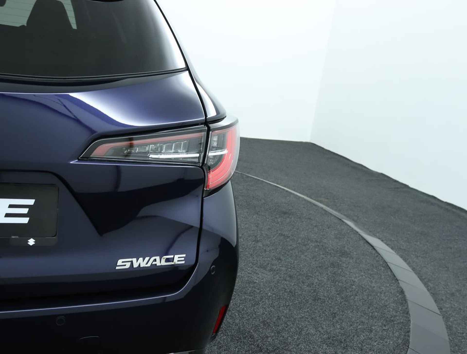 Suzuki Swace 1.8 Hybrid Style | Automaat | LED verlichting | Stuurverwarming | Parkeersensoren V+A | Smart Entry | Draadloze telefoonoplader | Suzuki Safety System | - 36/54