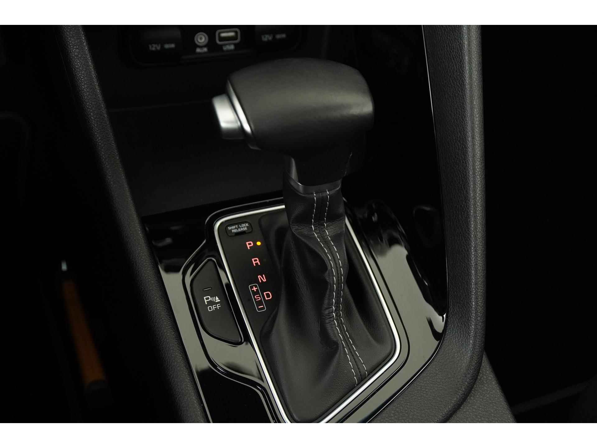 Kia Niro 1.6 GDi Hybrid Edition | Schuifdak | Camera | Carplay | Winter pakket |  Zondag Open! - 12/41