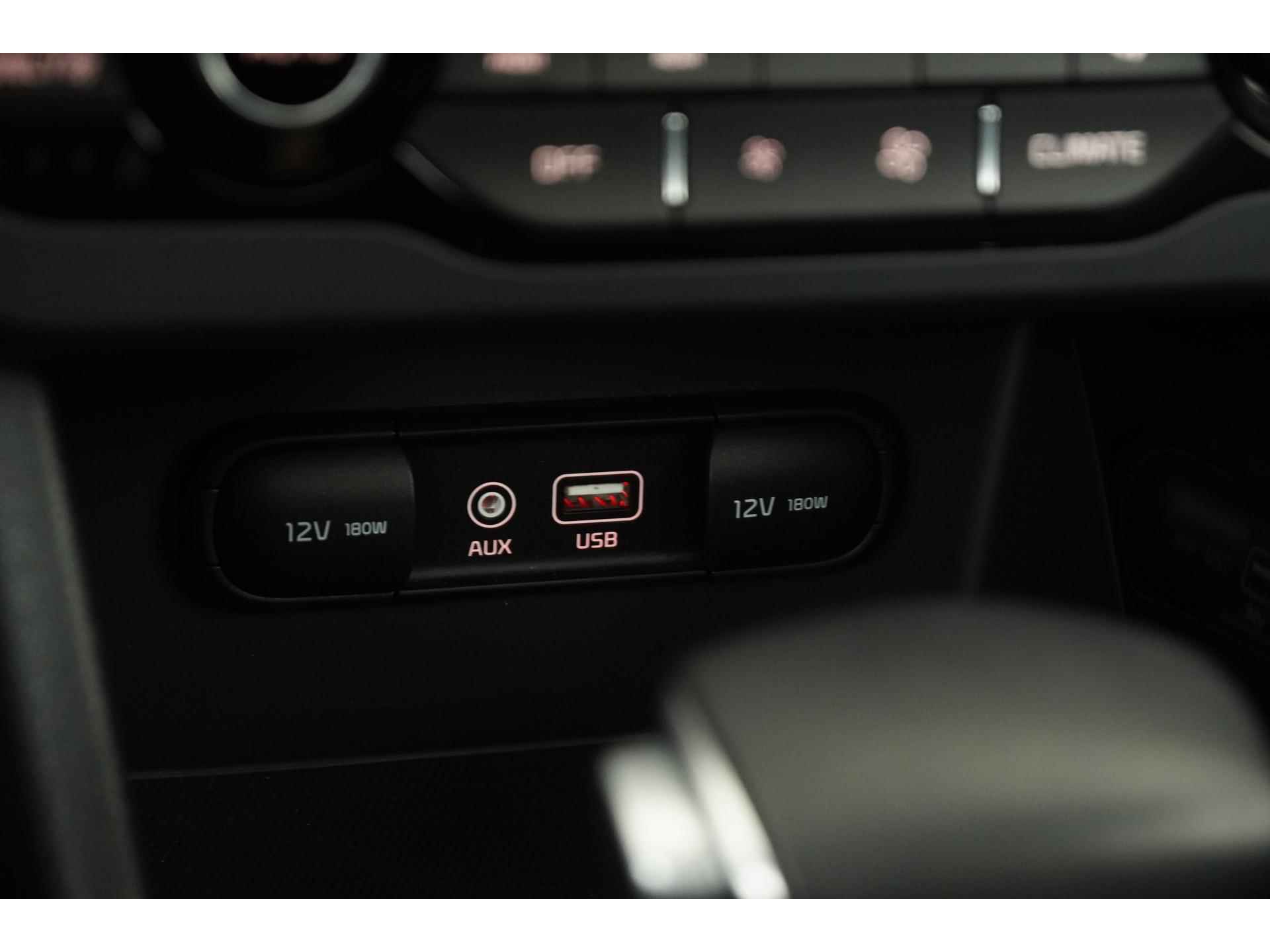 Kia Niro 1.6 GDi Hybrid Edition | Schuifdak | Camera | Carplay | Winter pakket |  Zondag Open! - 13/41