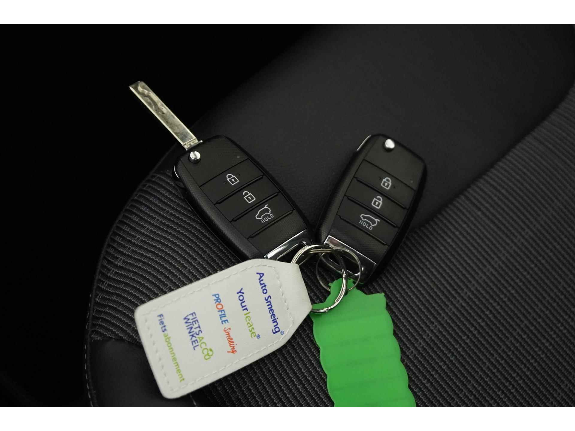 Kia Niro 1.6 GDi Hybrid Edition | Schuifdak | Camera | Carplay | Winter pakket |  Zondag Open! - 34/41