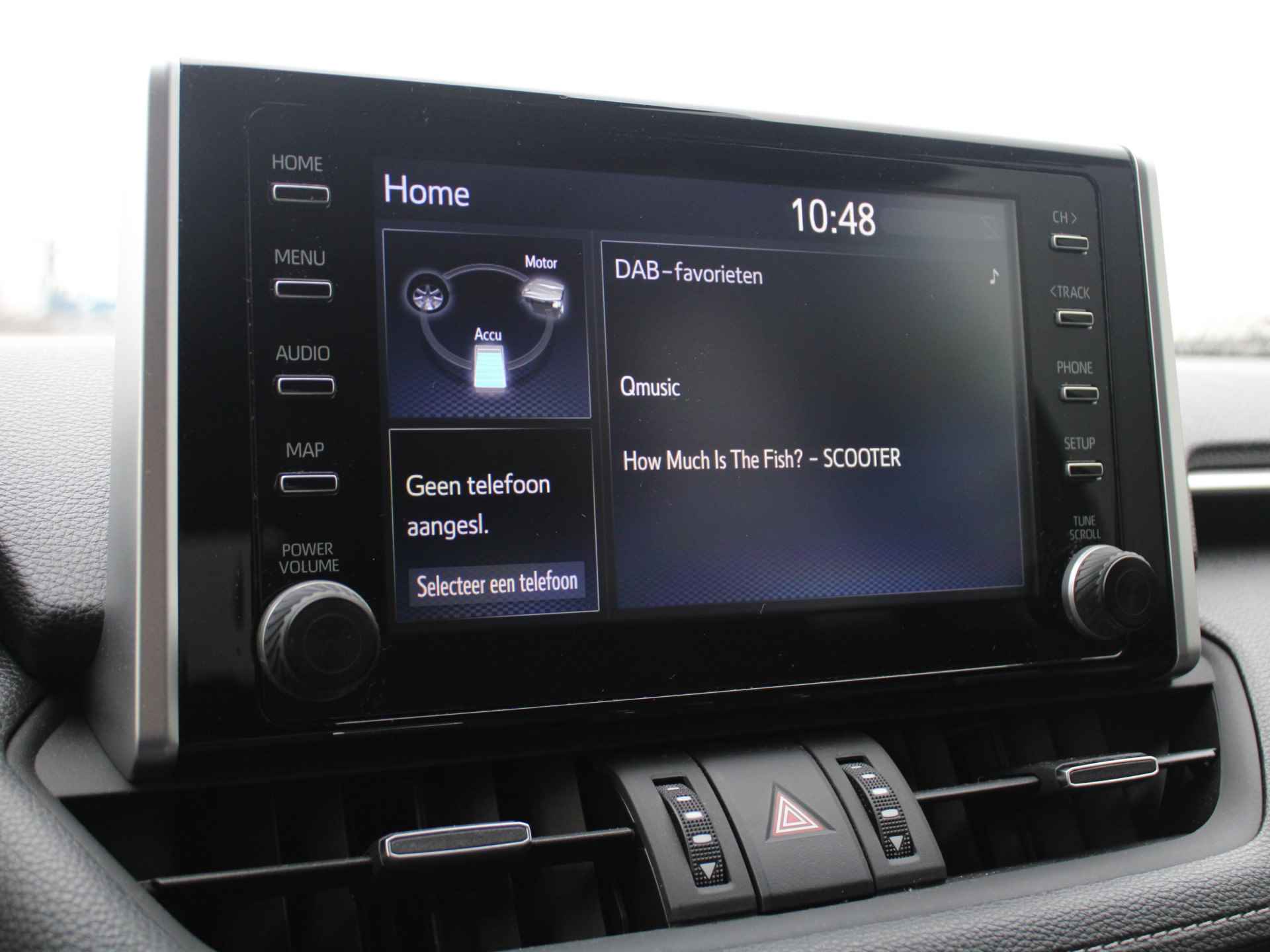 Toyota RAV4 2.5 Hybrid Dynamic Automaat Fabrieksgarantie tot 2027/200.000KM! Adaptieve Cruise Control, Carplay/Android Auto, Keyless Go, Bluetooth - 23/41