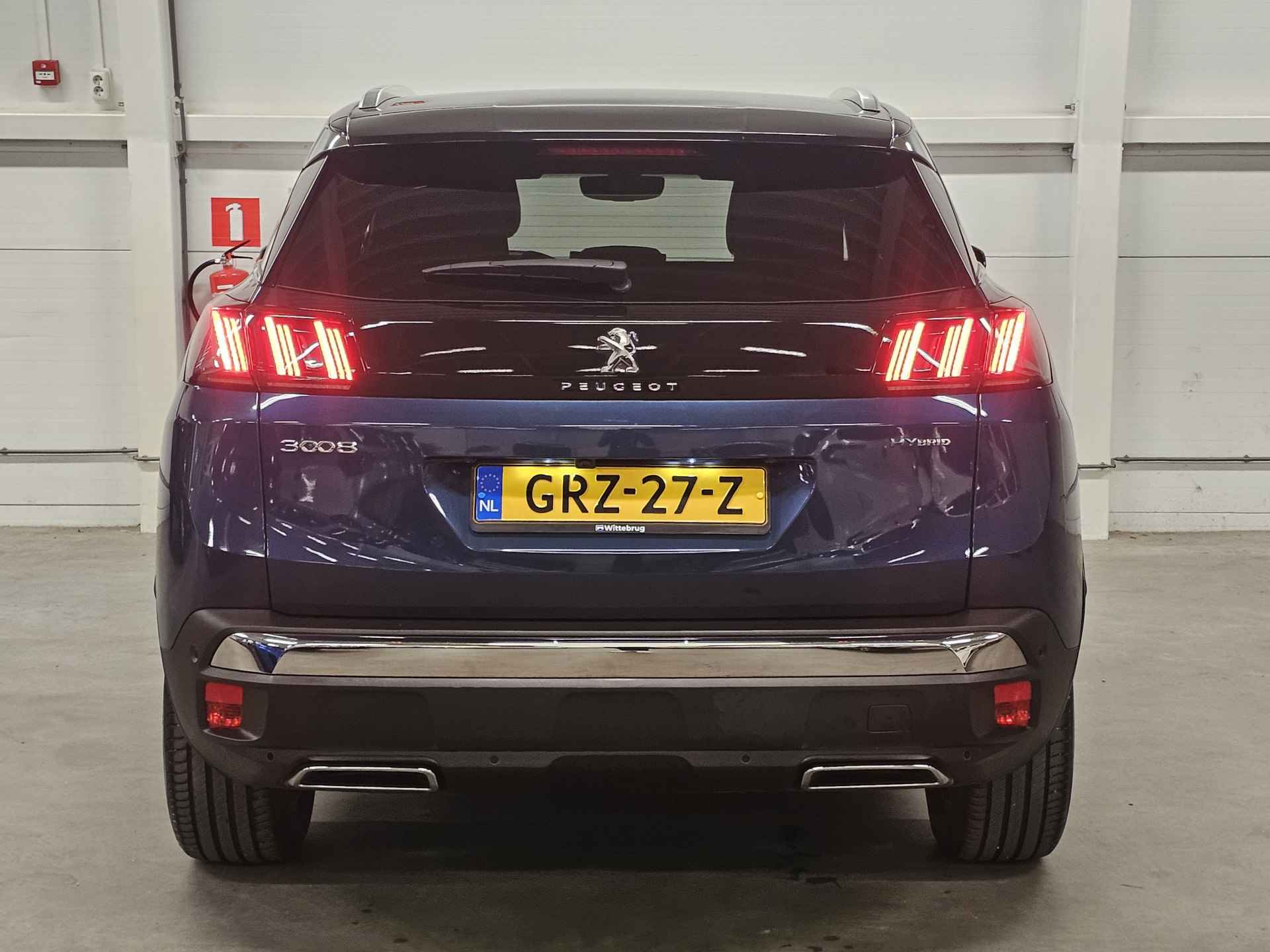 Peugeot 3008 1.6 HYbrid 225 GT Plug-In Hybride Automaat | Parkeercamera en sensoren | Navigatie | Automatische Airco - 11/43