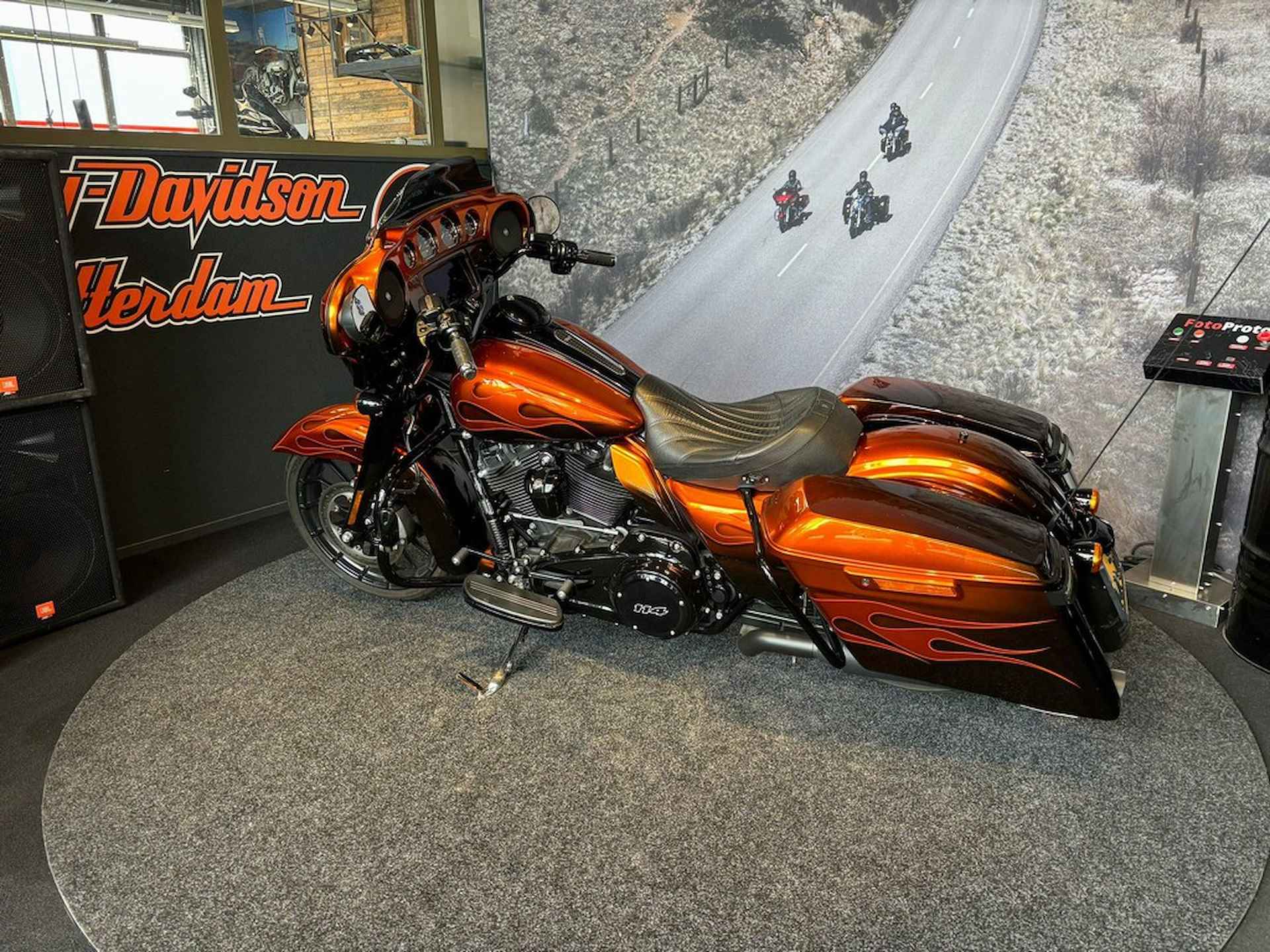 Harley-Davidson FLHXS STREET GLIDE SPECIAL - 6/17