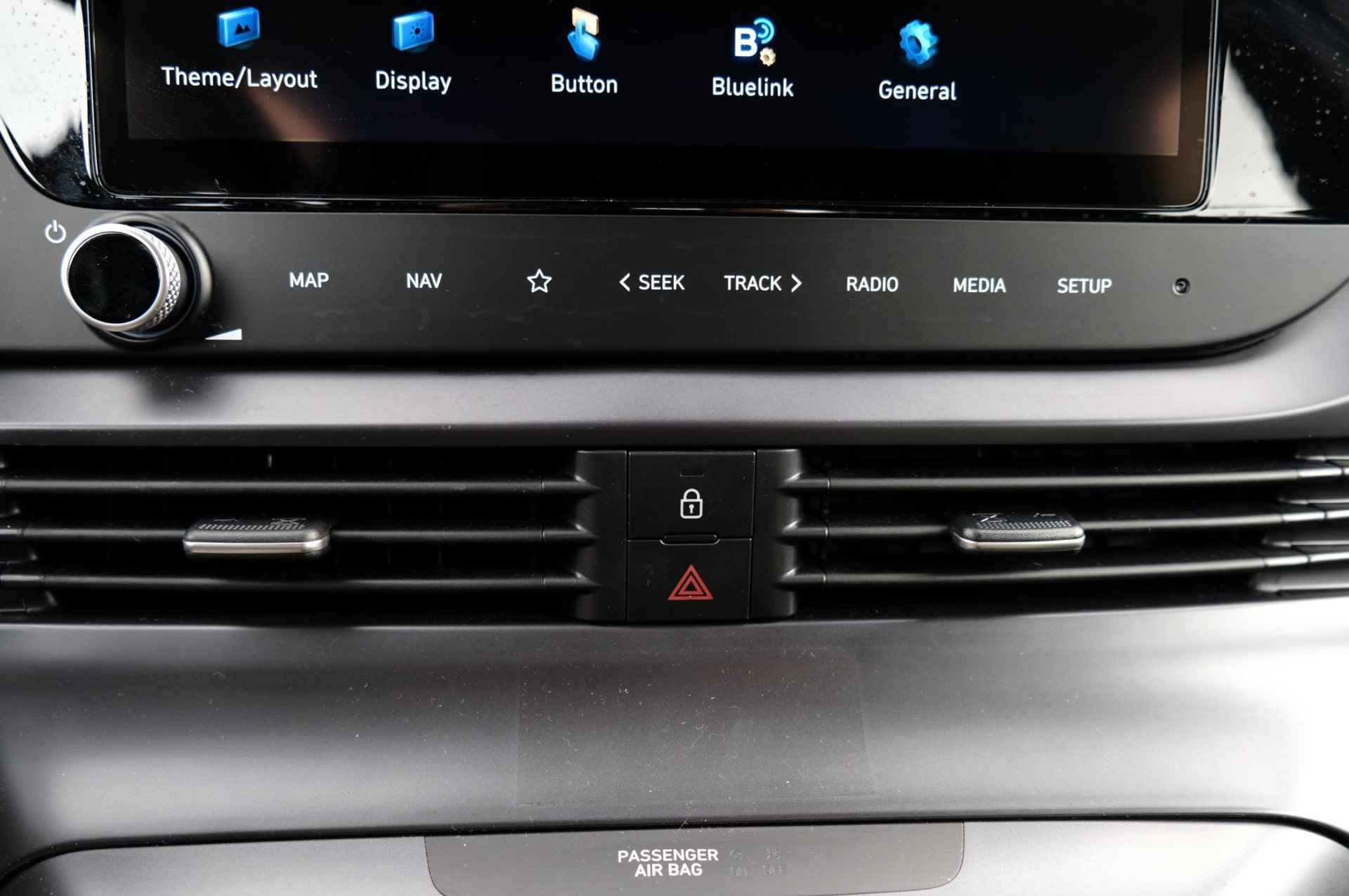 Hyundai Bayon 1.0 T-GDI Comfort Smart | Adapt. Cruise | NAP | Lane Assist | Apple Carplay/Android Auto | PDC | Camera | Navi | DAB | - 33/40