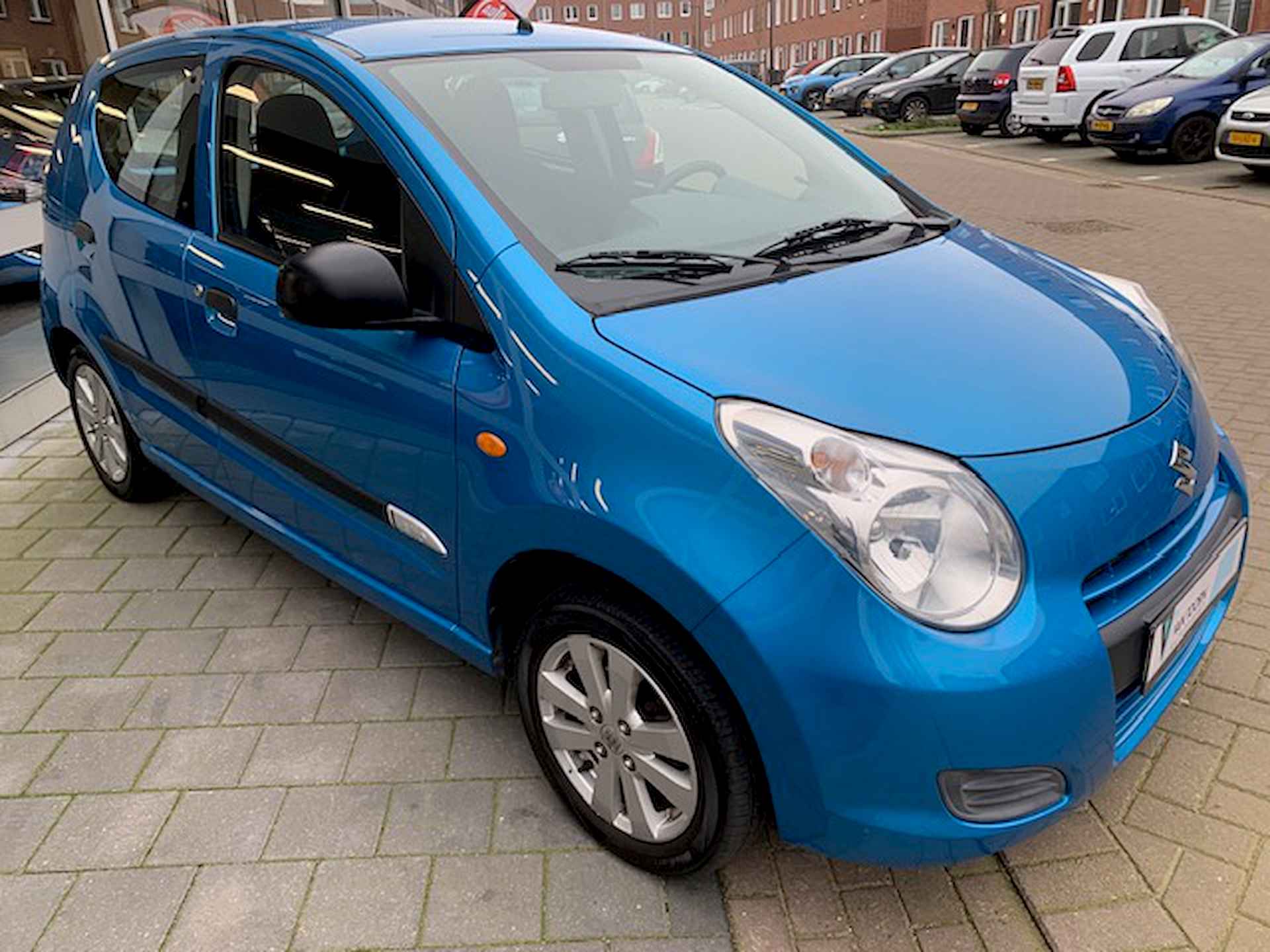 Suzuki Alto 1.0 Celebration EASSS, airco . - 19/24