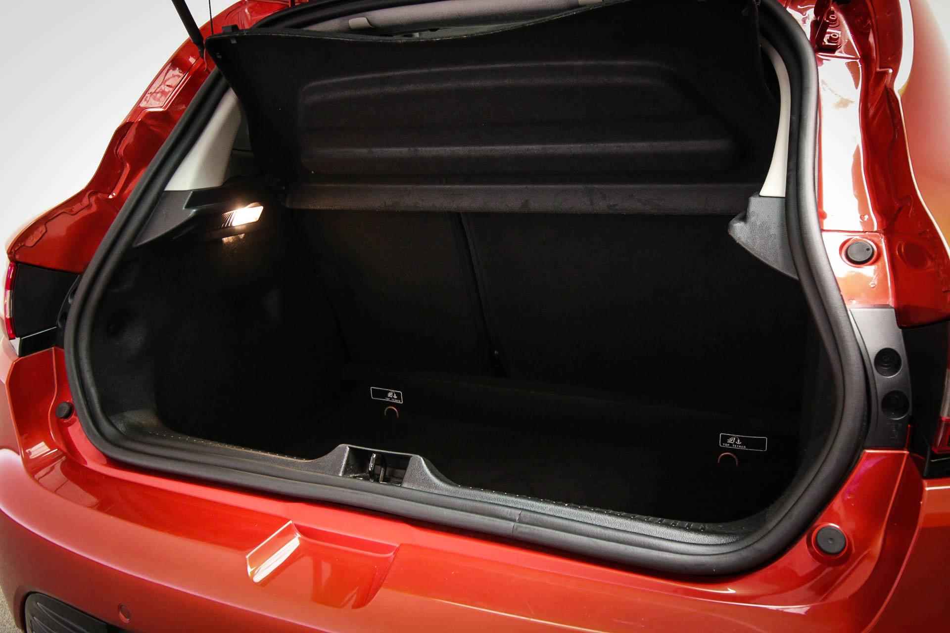 Renault Clio 0.9 TCe 90 Limited | AIRCO | CRUISE | NAVIGATIE | DAB | 16" - 9/45