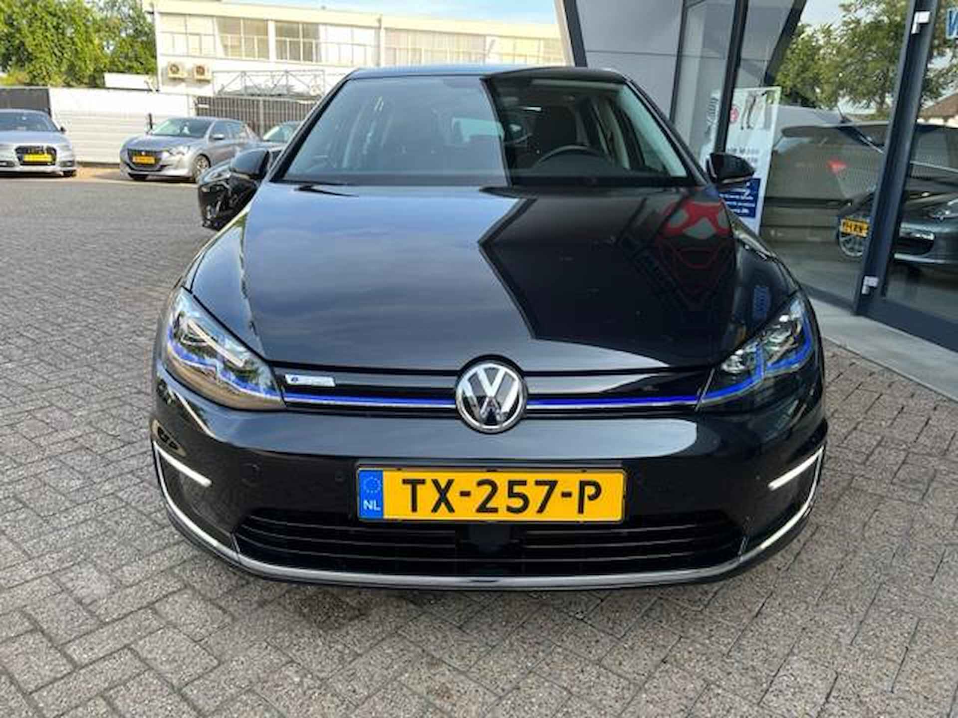 Volkswagen E-Golf E-Golf - 4/16