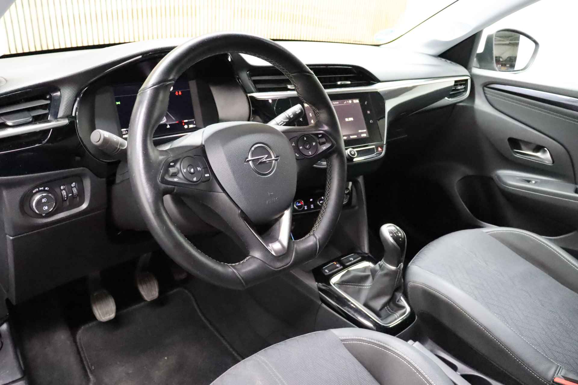 Opel Corsa 1.2 Elegance | Clima | Cruise | Carplay Navigatie | Winterpakket | Premium pakket | Parkeerpakket - 12/36