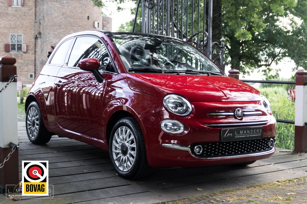 Fiat 500C 1.2 Lounge 2019 ROOD | Cabrio | Benzine | 3-deurs | Display