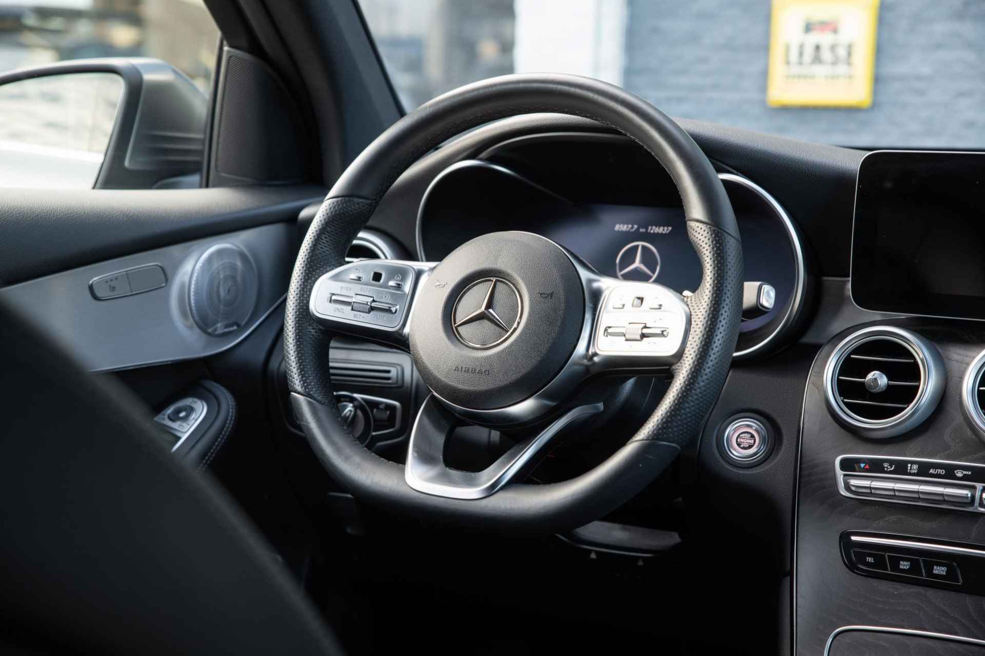 Mercedes-Benz GLC-klasse 200 Premium / AMG / DIGIT. DASHBOARD / BURMESTER / NL AUTO - 19/49