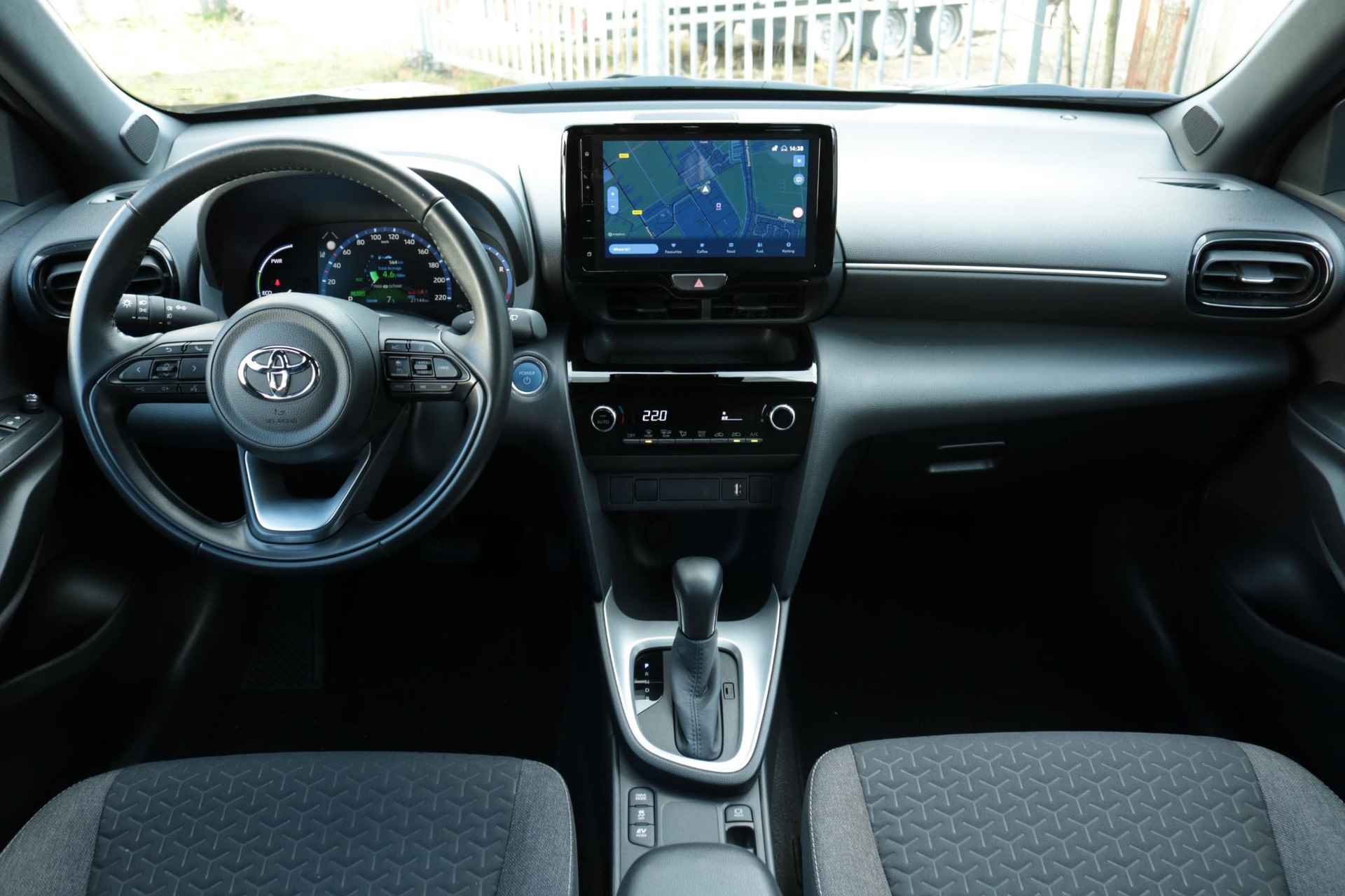 Toyota Yaris Cross 1.5 Hybrid Dynamic Apple carplay, Android auto, - 4/40