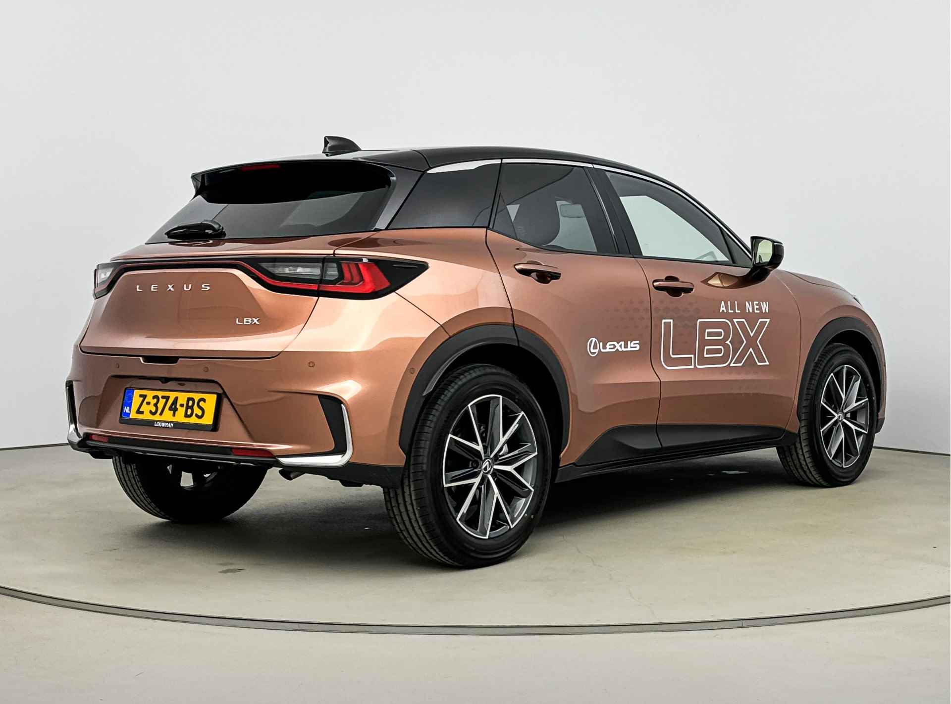 Lexus LBX Cool 2WD | Advance Pack | Mark Levinson | Head up Display | Demo - 3/40