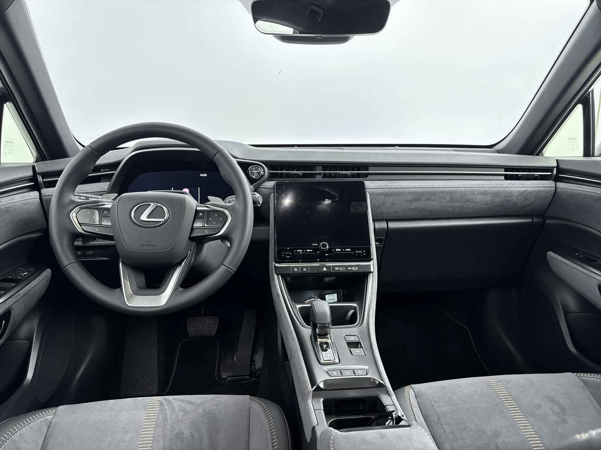 Lexus LBX Cool 2WD | Advance Pack | Mark Levinson | Head up Display | Demo - 6/40