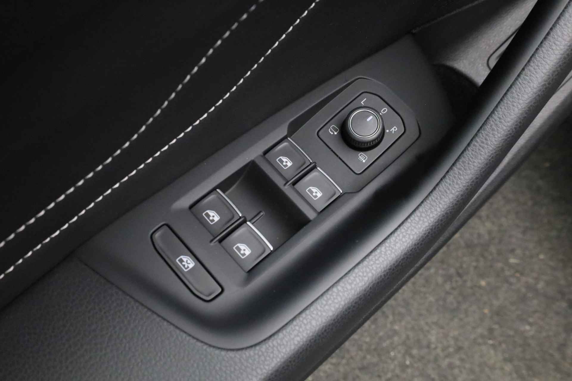 Volkswagen Arteon Shooting Brake 1.4 TSI 218PK DSG eHybrid R-Line Business | Pano | Trekhaak | Leer | DCC | HUD | 19 inch | Camera - 30/50