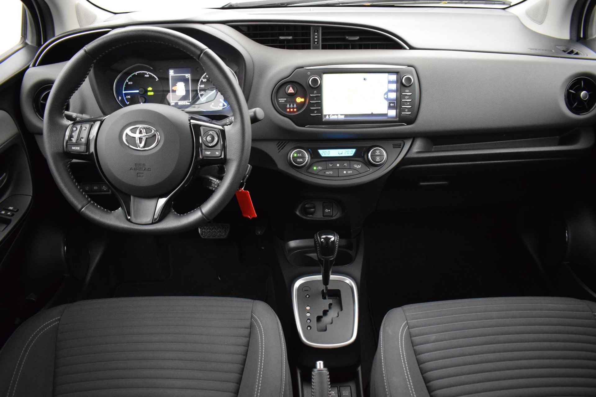 Toyota Yaris 1.5 Hybrid Active Automaat - 8/32