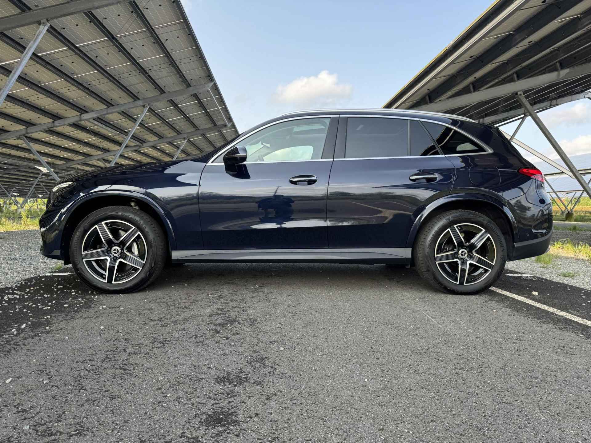 Mercedes-Benz GLC-klasse 300e 4MATIC AMG Line  | Premium plus | Trekhaak | Burmester | Treeplanken | Memory stoelen | Sfeerverlichting | - 9/44