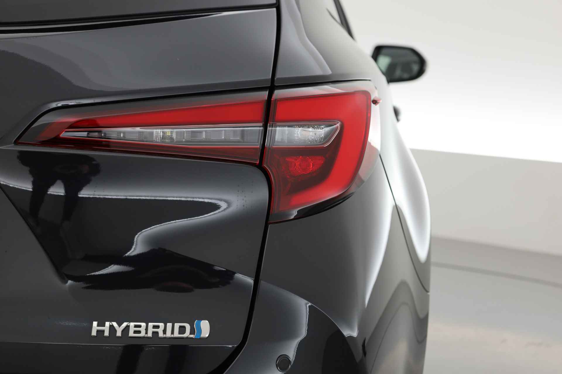 Toyota Corolla Touring Sports 1.8 Hybrid Team D | Navi by App | Adapt. Cruise | Camera | Stoel - Stuurverw. | Keyless - 30/30