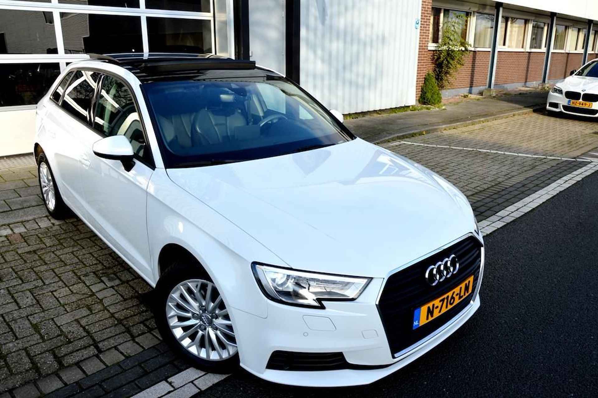 Audi A3 Sportback 1.6 TDI S-tronic PDC/LEER/NAVI/PANORAMADAK - 5/31