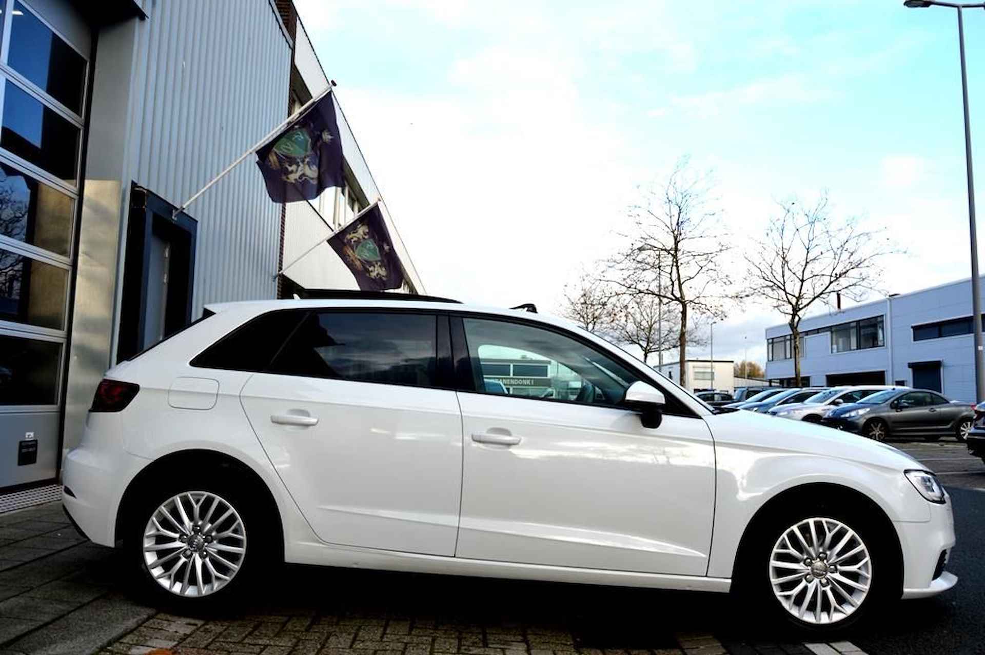 Audi A3 Sportback 1.6 TDI S-tronic PDC/LEER/NAVI/PANORAMADAK - 14/31