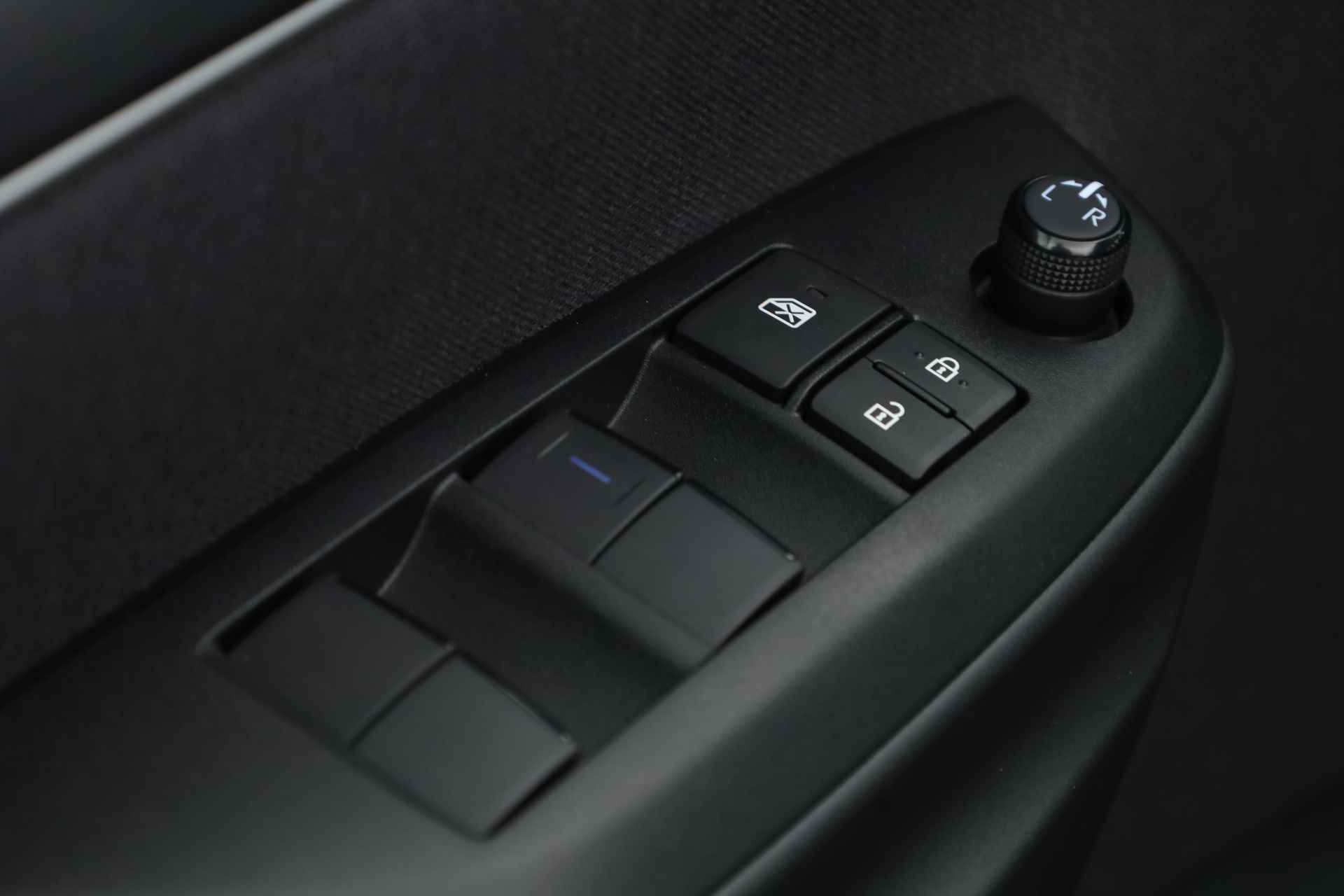 Toyota Yaris 1.5 Hybrid Dynamic | Navi by App | Adapt. Cruise | Keyless | Camera | Apple CarPlay - 7/28