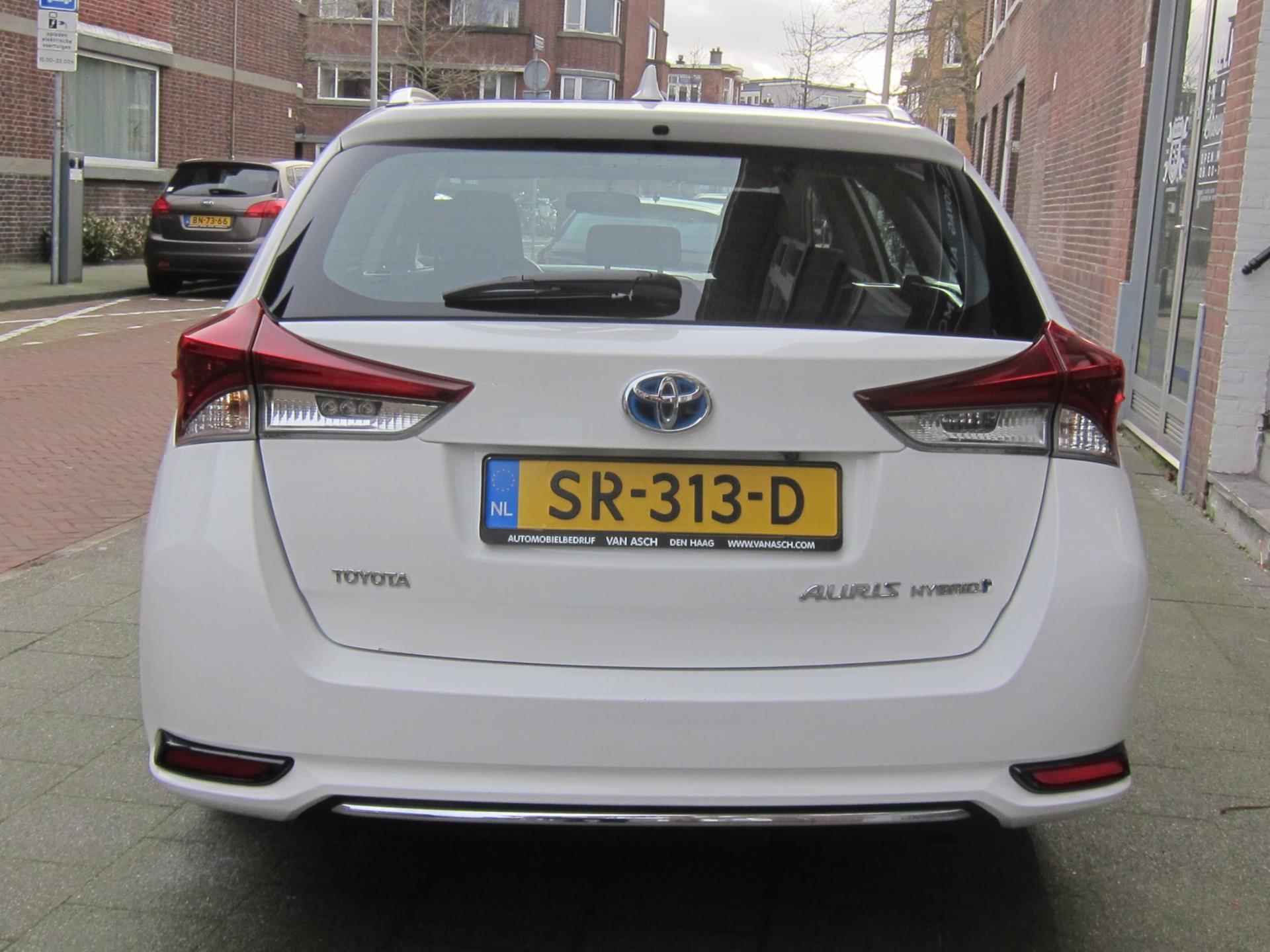 Toyota Auris Touring Sports 1.8 Hybrid Aspiration All In Prijs Bovaggarantie - 6/25