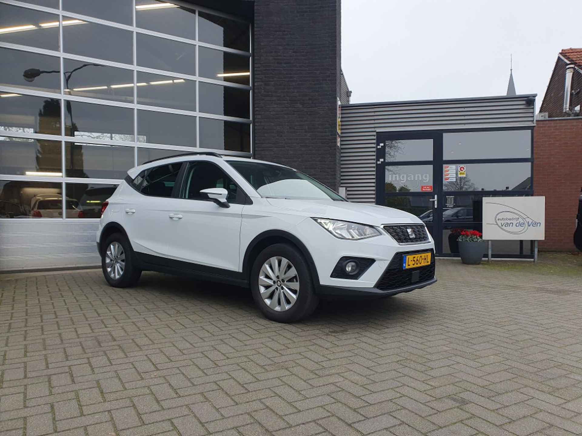 Seat Arona