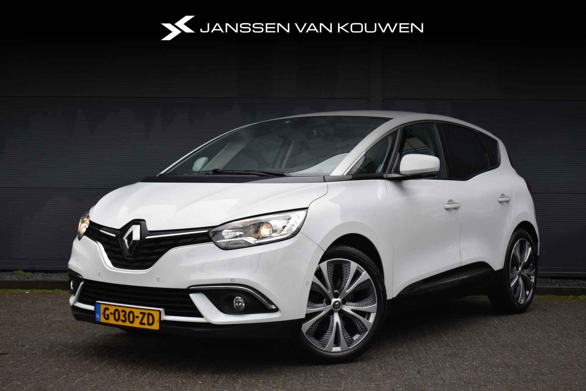 Renault Scénic 1.3 TCe Intens / Trekhaak / Navigatie / Camera / 20" LMV