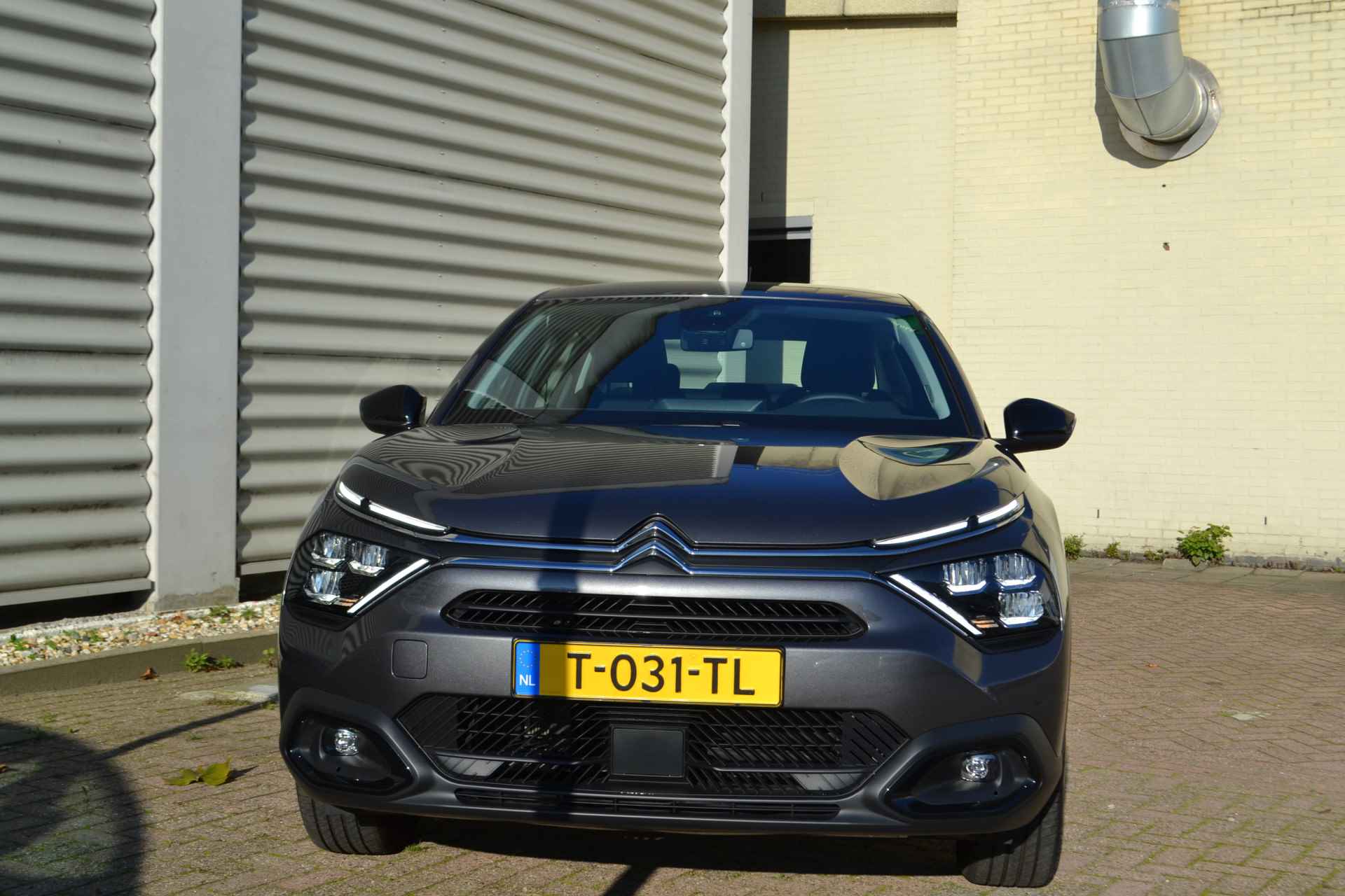 Citroën Ë-C4 X Feel 50 kWh/ Apple Car Play € 2.000,- subsidie mogelijk !! - 3/38