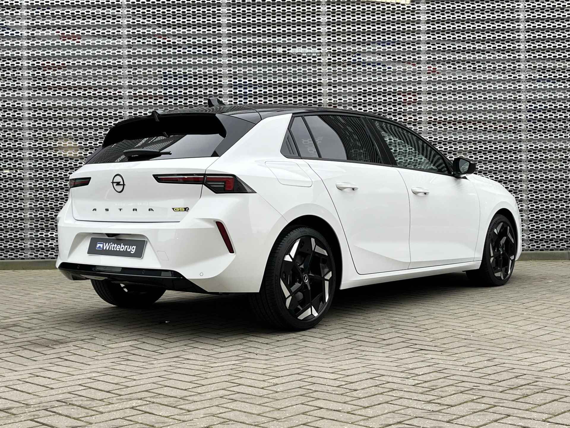 Opel Astra 1.6 Turbo Hybrid GSe | Navigatie | 360 Graden Camera | Alcantara Bekleding - 8/18