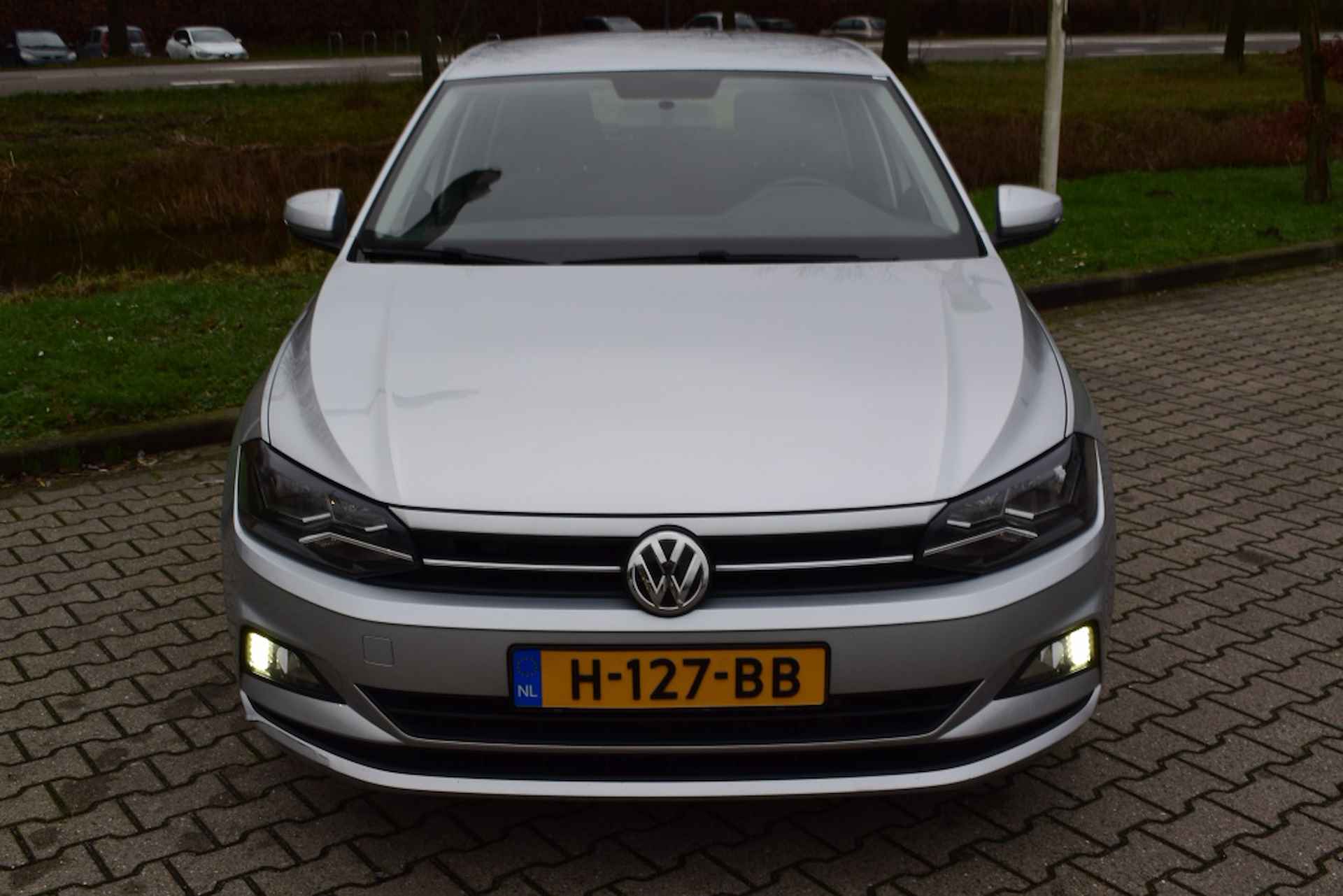 Volkswagen Polo 1.0 TSI Comfortline AUTOMAAT | NAVI | CARPLAY | AIRCO | ADAP. CR - 8/22