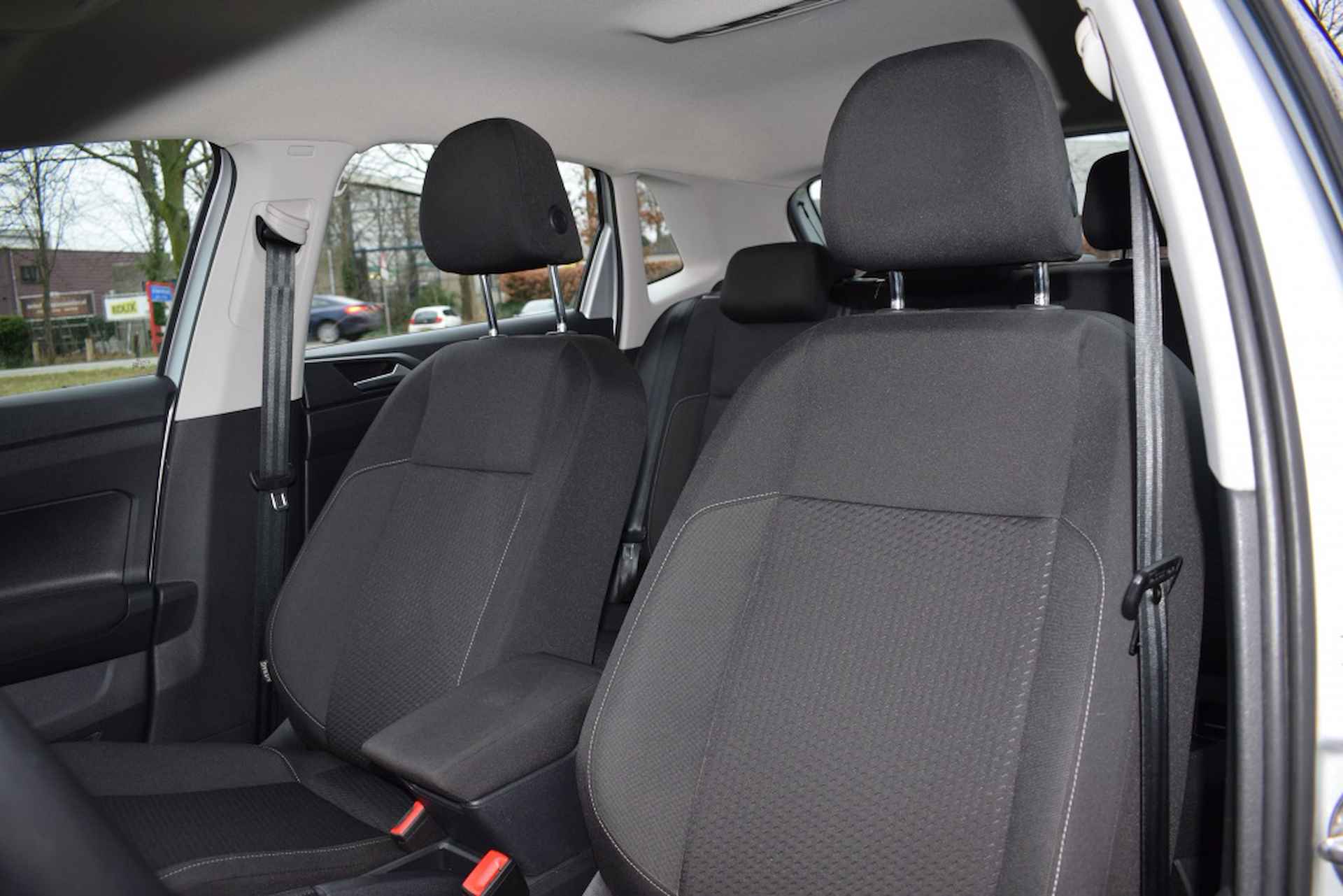 Volkswagen Polo 1.0 TSI Comfortline AUTOMAAT | NAVI | CARPLAY | AIRCO | ADAP. CR - 20/22