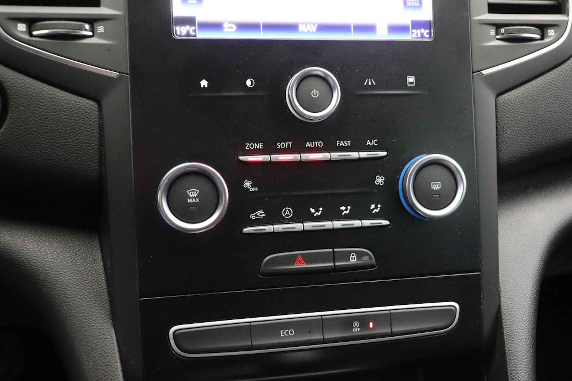 RENAULT Megane Estate 1.5 dCi Bose Automaat - Carplay, Clima - 21/27