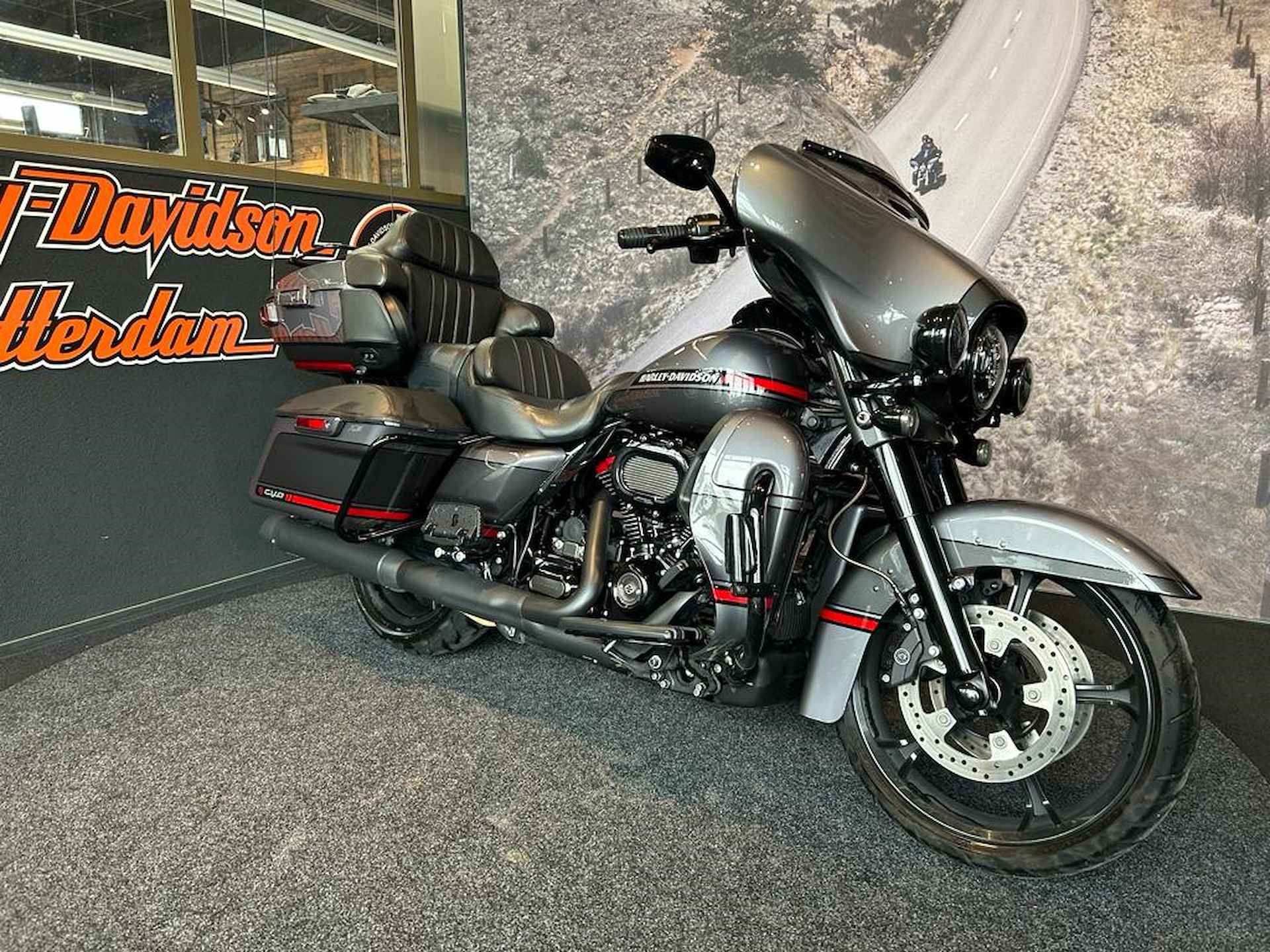 Harley-Davidson FLHTKSE CVO Ultra Limited - 7/19