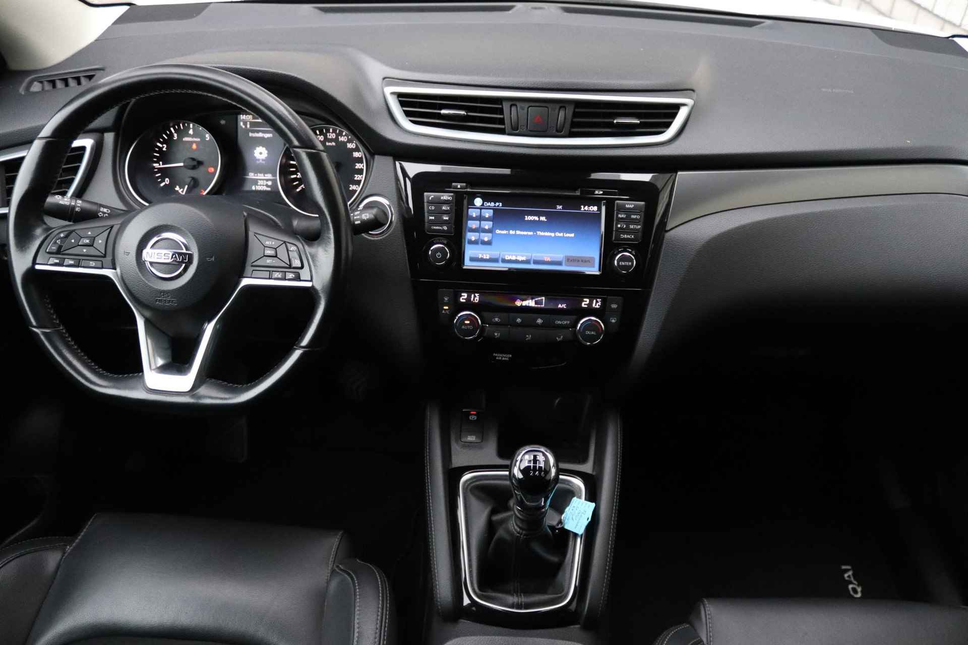 Nissan Qashqai 1.2 DIG-T 115 Tekna | Panoramadak | 360° Camera | Stoelverwarming | Climate Control | - 4/31