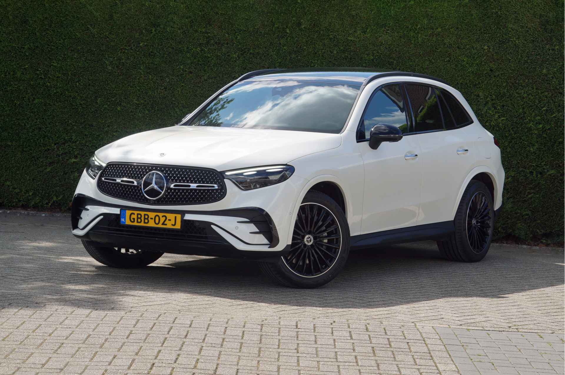 Mercedes-Benz GLC GLC 400 e 4M AMG Line | Achterasbesturing Luchtvering Pano Trekhaak Head-Up Distronic - 49/57