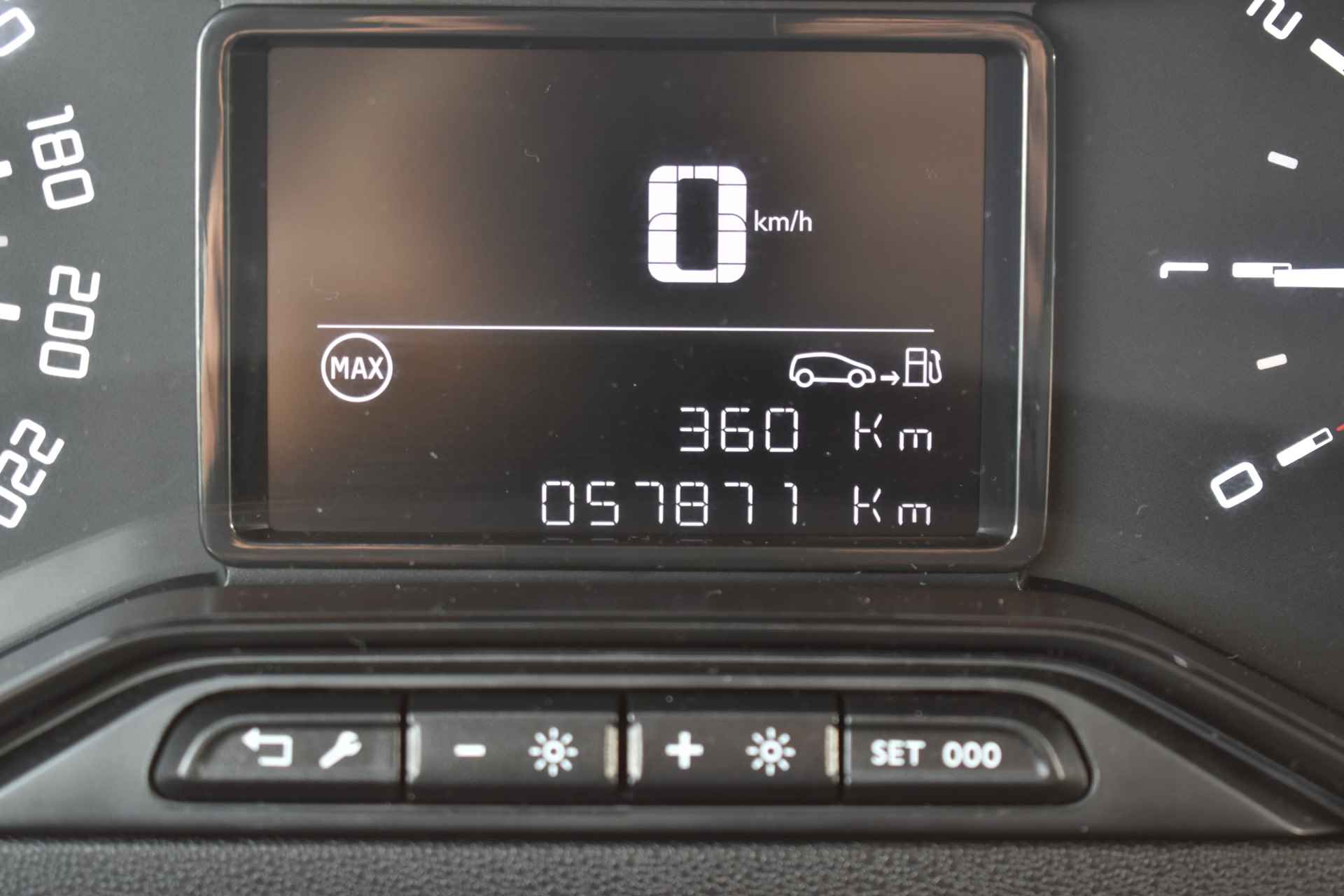 Citroën C3 PureTech 83 C-Series Airco | Navi | PDC | - 17/23