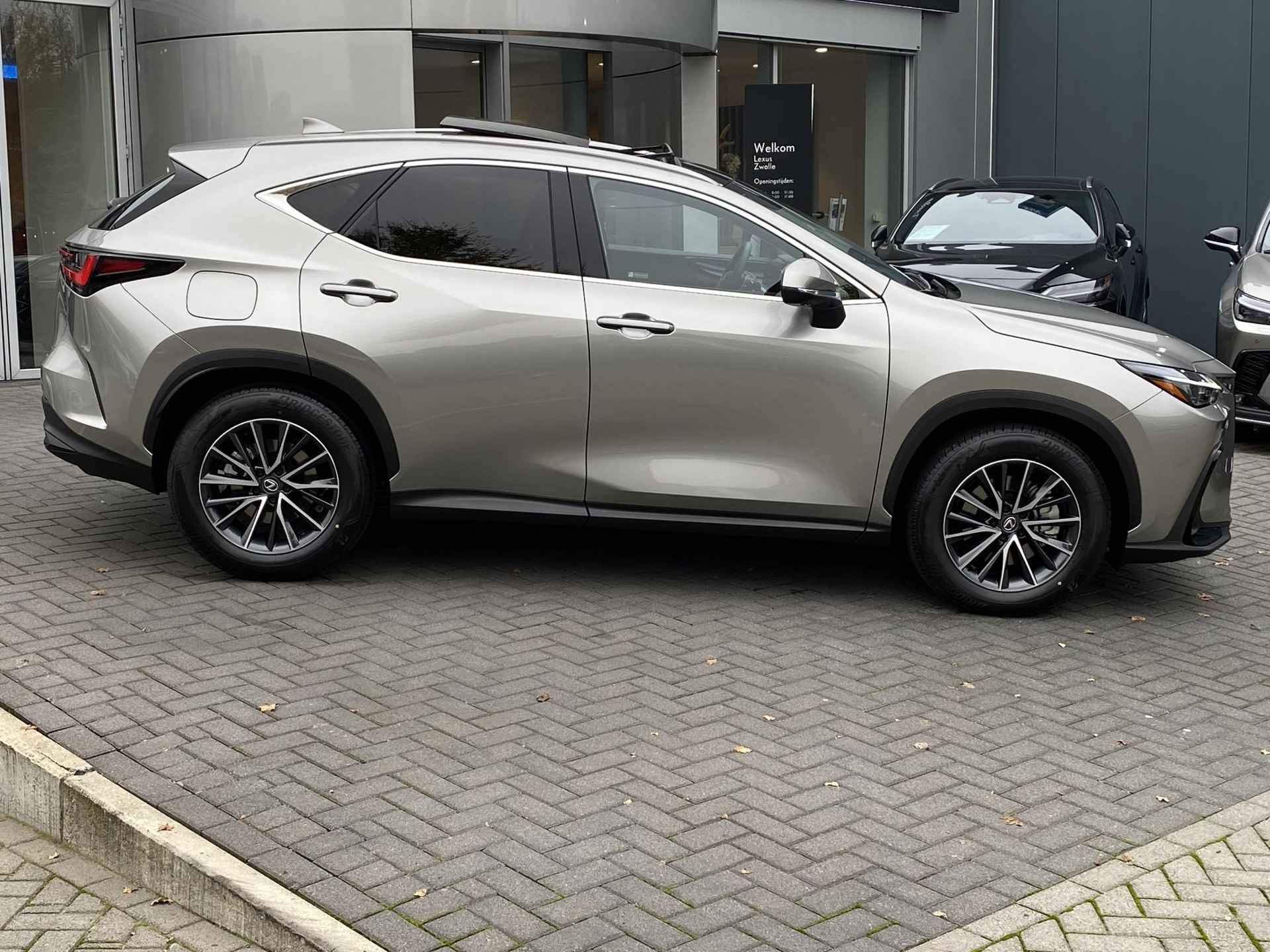 Lexus NX 450h+ AWD Luxury Line PANODAK TREKHAAK 360CAMERA STOELVERW BLINDSPOT - 2/42