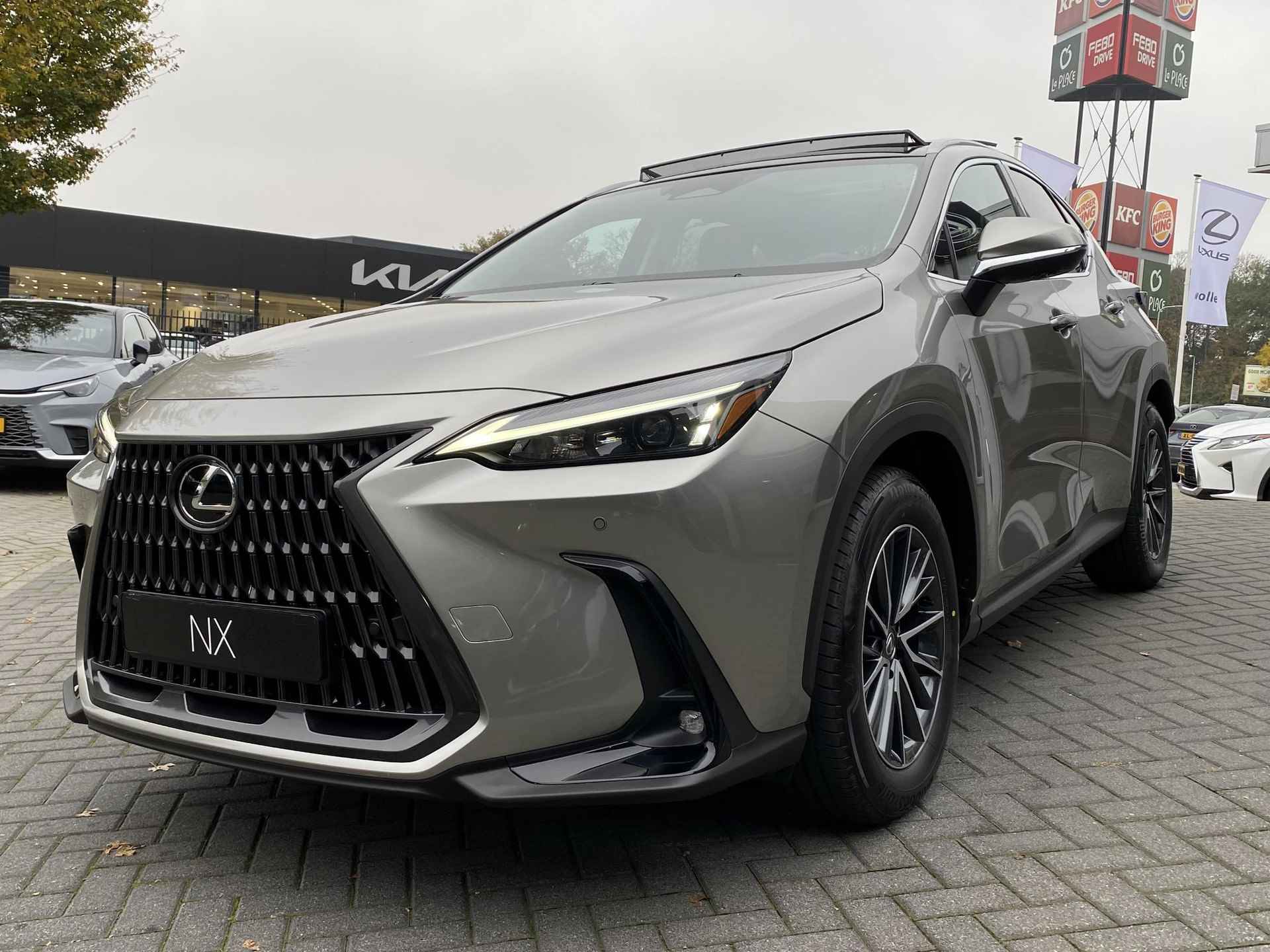 Lexus NX 450h+ AWD Luxury Line PANODAK TREKHAAK 360CAMERA STOELVERW BLINDSPOT - 9/42