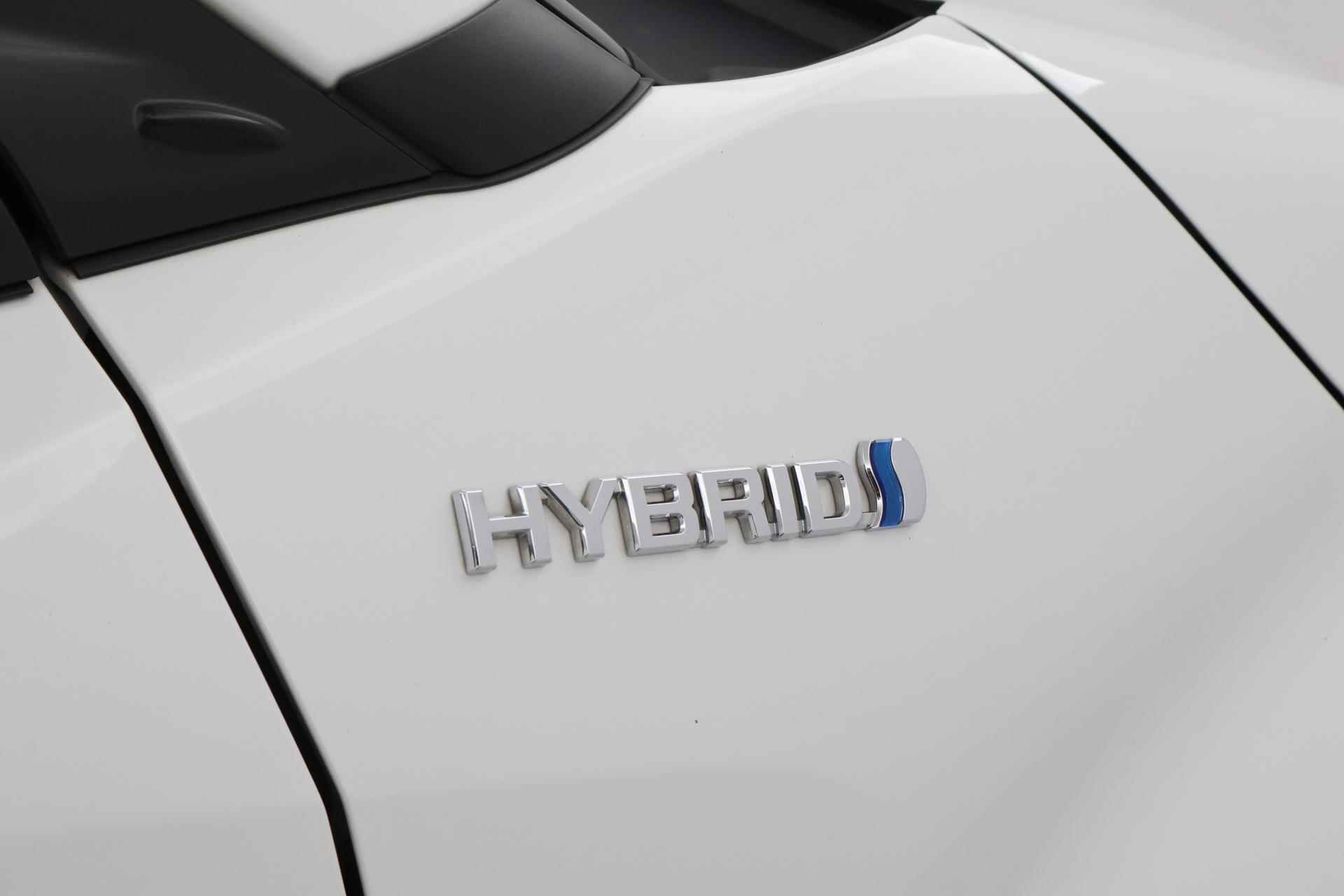 Toyota C-HR 1.8 Hybrid Premium | Dodehoek detectie | JBL | Navigatie | Stoelverwarming - 11/38