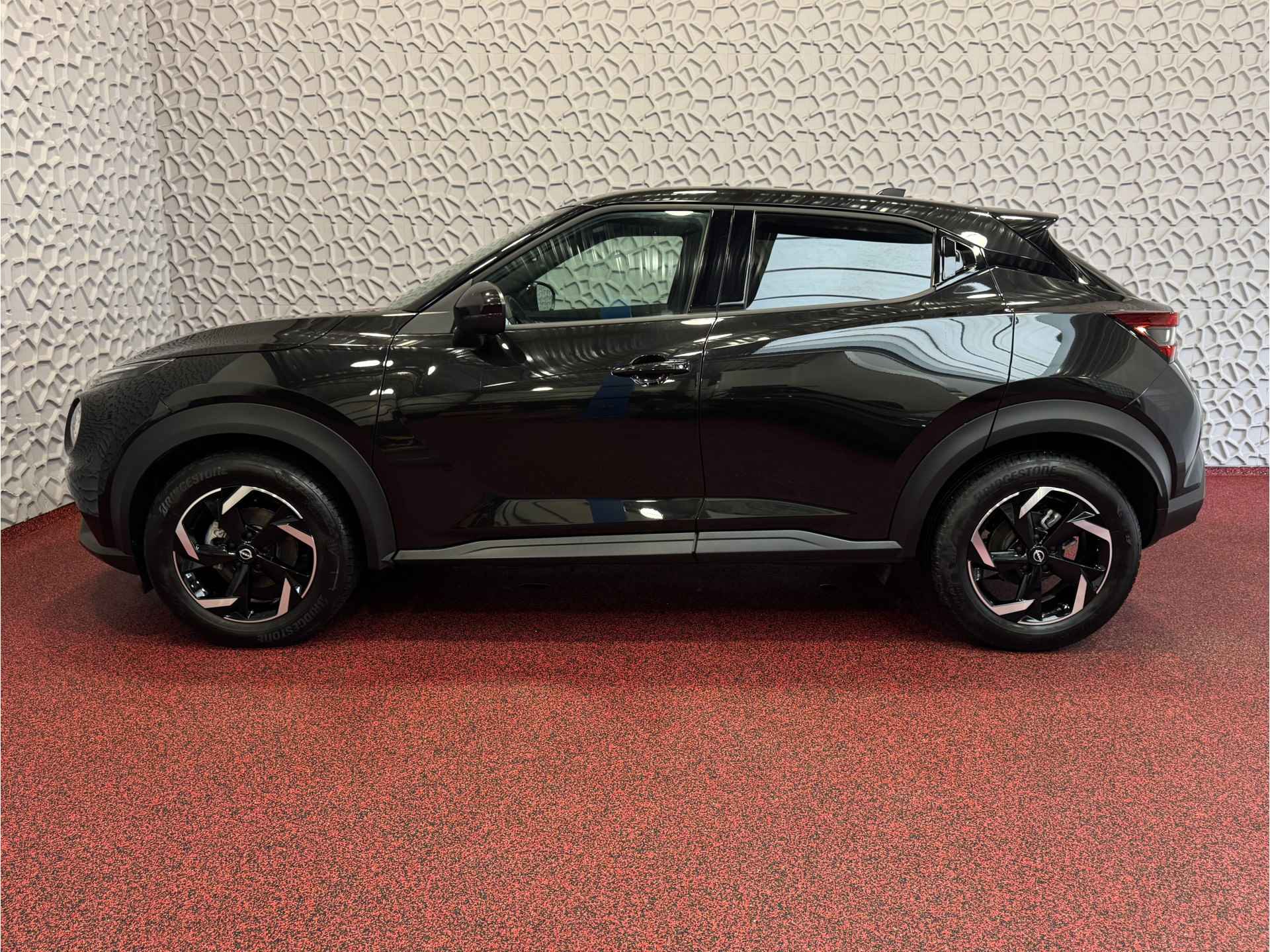 Nissan Juke N-DESIGN NAVI STOEL/STUUR.VERW. LED CAMERA KEYLESS LMV CARPLAY - 66/81