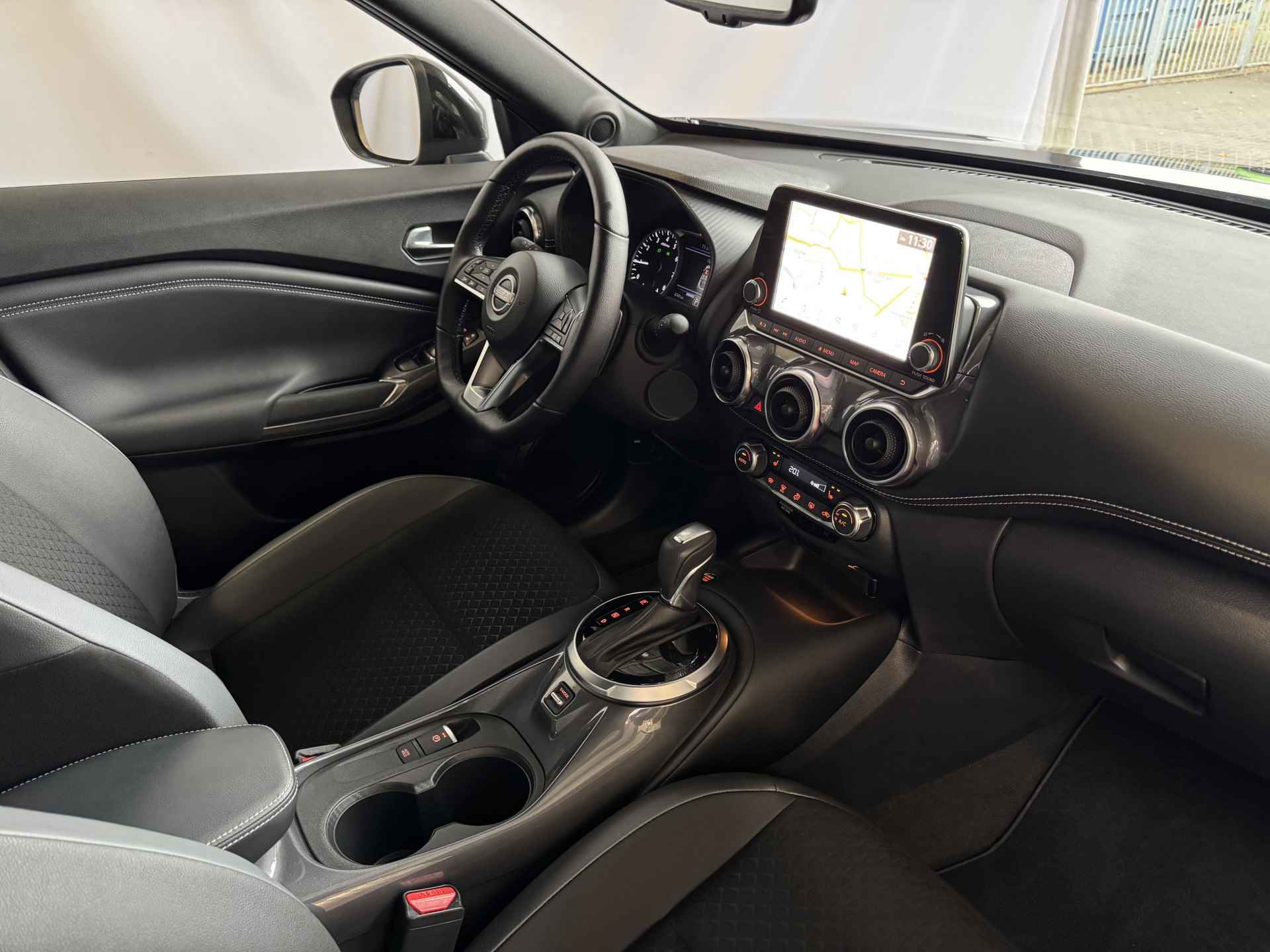 Nissan Juke N-DESIGN NAVI STOEL/STUUR.VERW. LED CAMERA KEYLESS LMV CARPLAY - 36/81