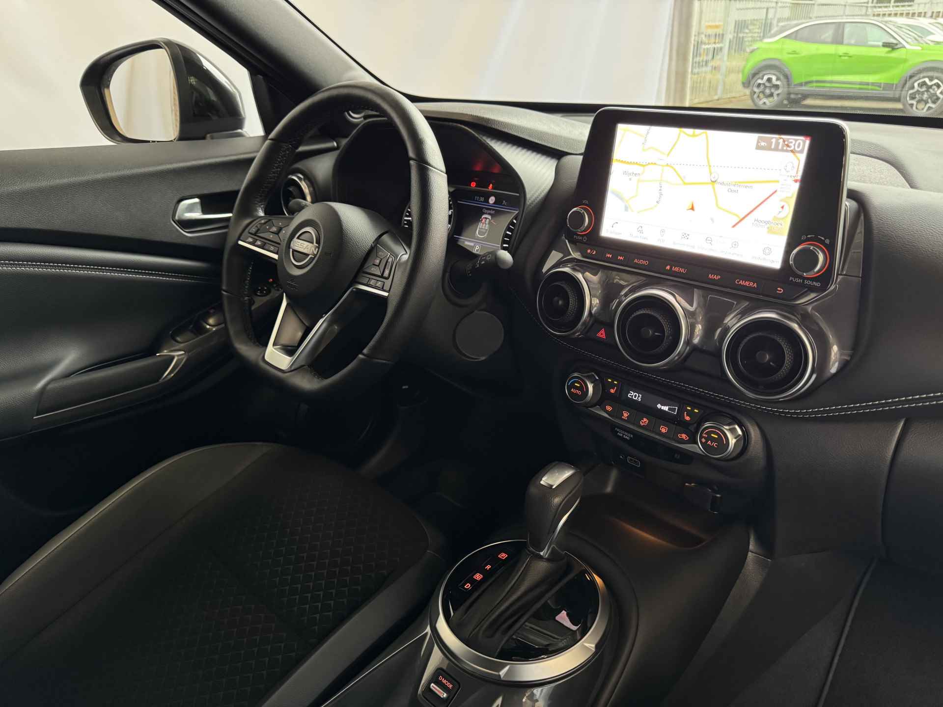 Nissan Juke N-DESIGN NAVI STOEL/STUUR.VERW. LED CAMERA KEYLESS LMV CARPLAY - 37/81