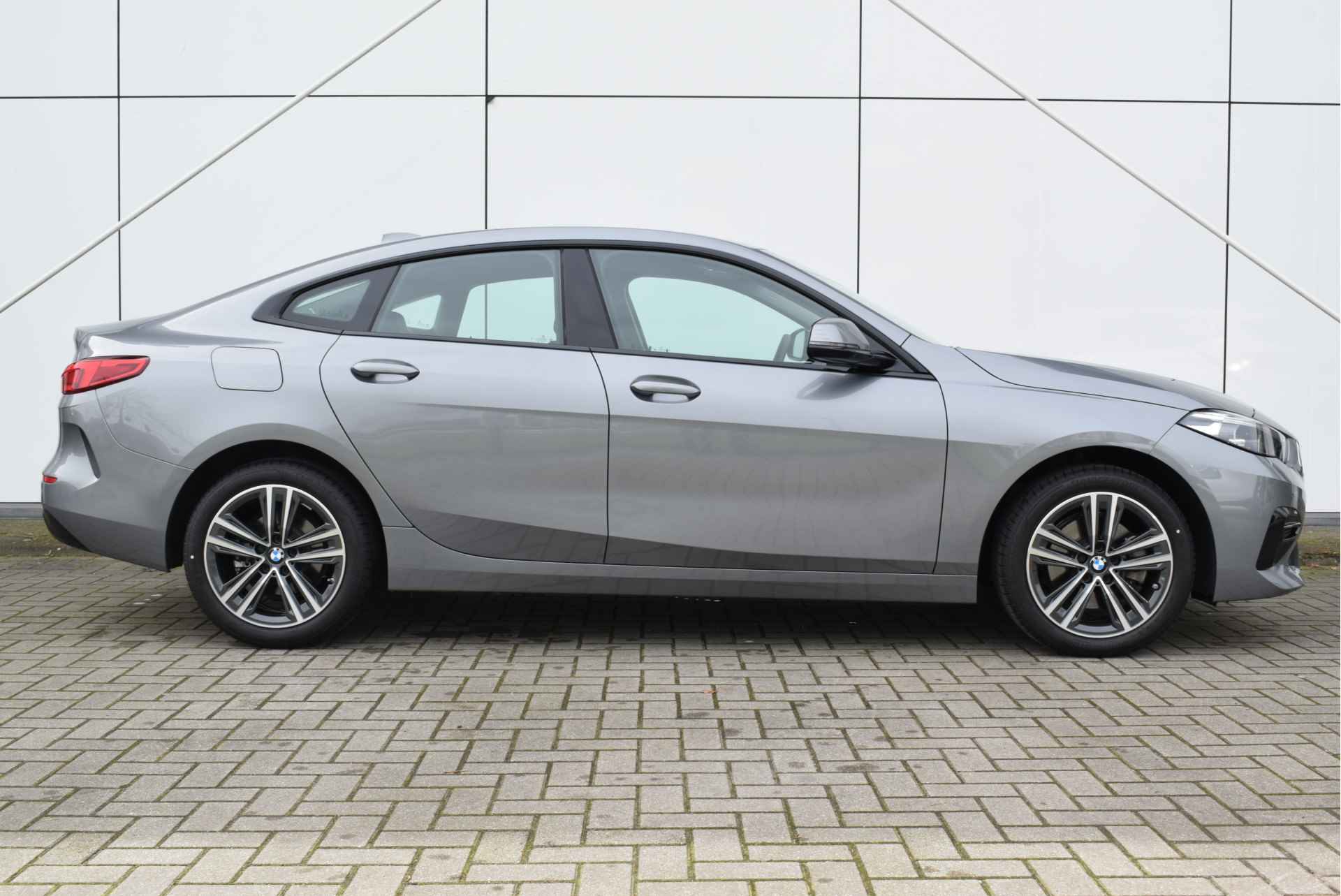 BMW 2 Serie Gran Coupé 218i High Executive Sport Line Automaat / Sportstoelen / Adaptieve LED / Live Cockpit Professional / Head-Up / Comfort Access / Stoelverwarming - 11/28